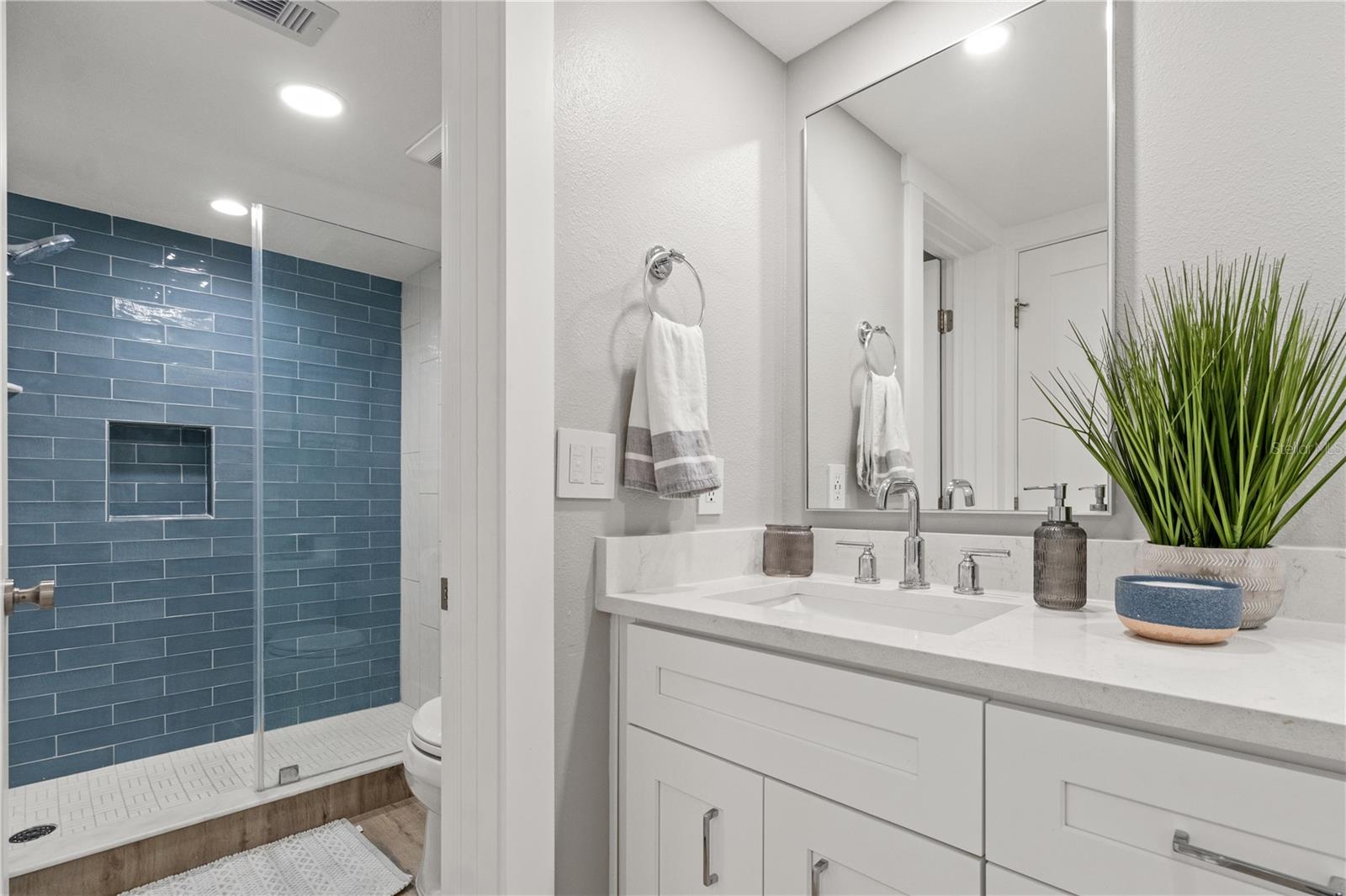 6035 SEA RANCH DR #203