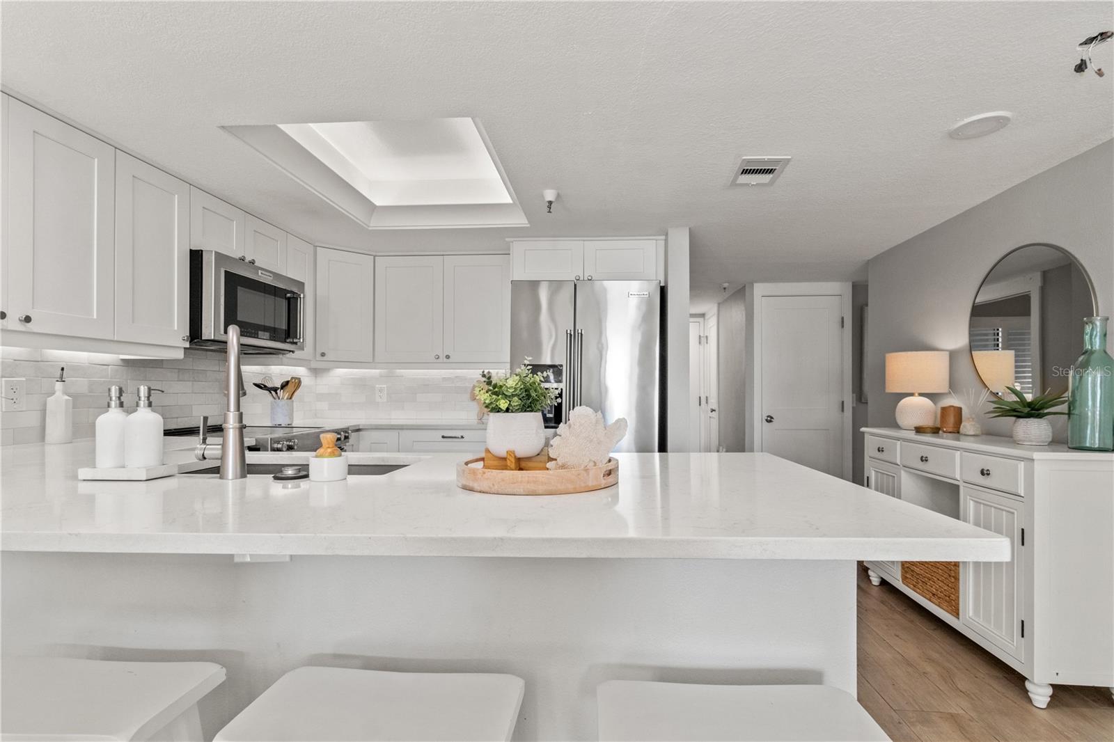 6035 SEA RANCH DR #203