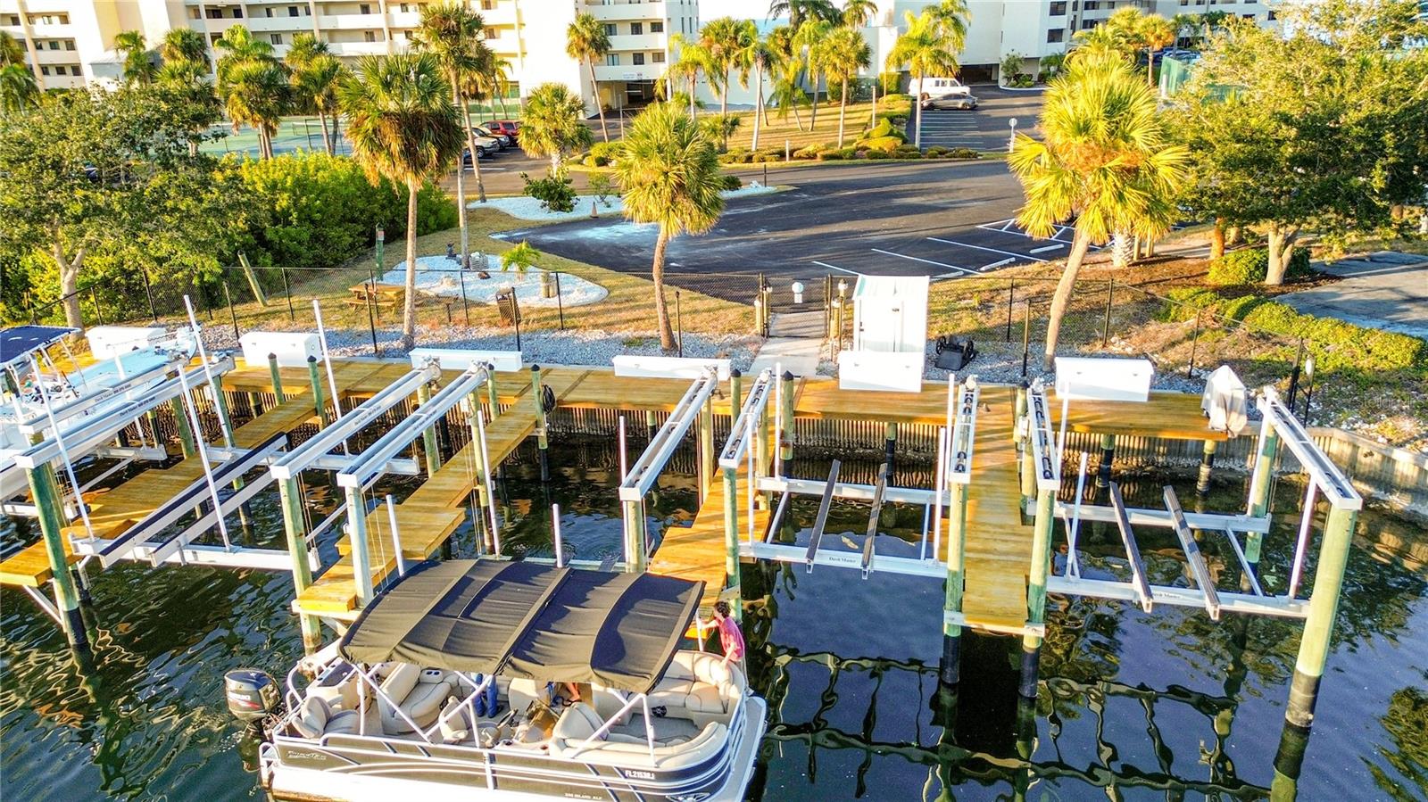 6035 SEA RANCH DR #203