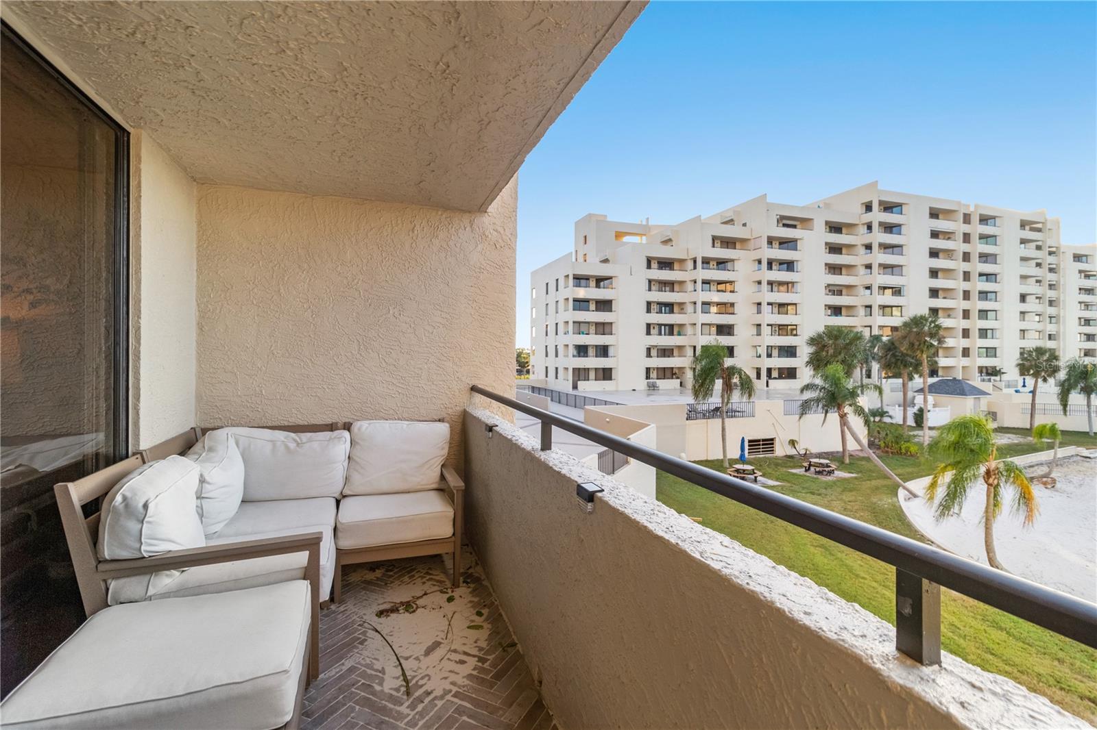 6035 SEA RANCH DR #203