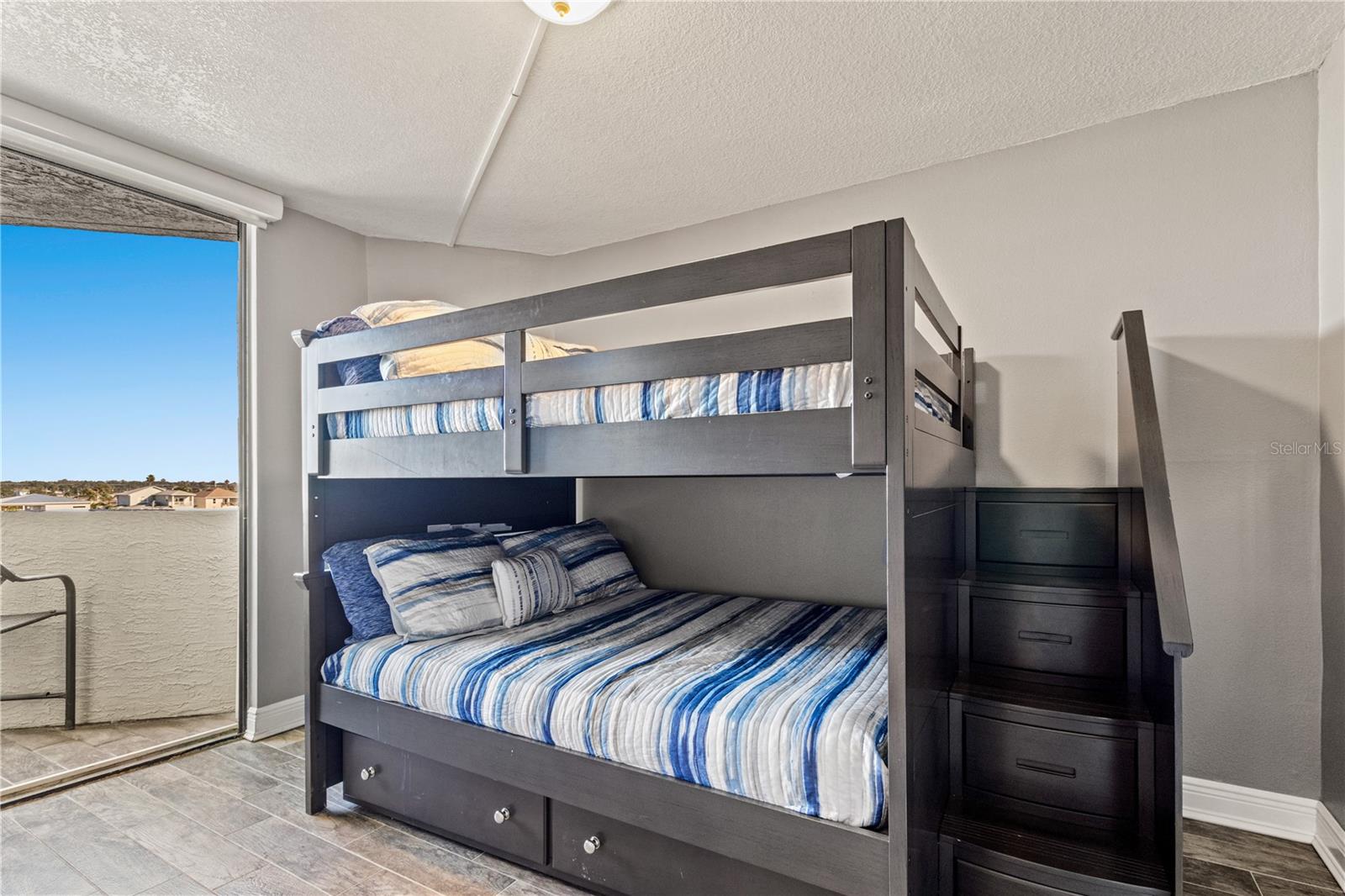 6035 SEA RANCH DR #415