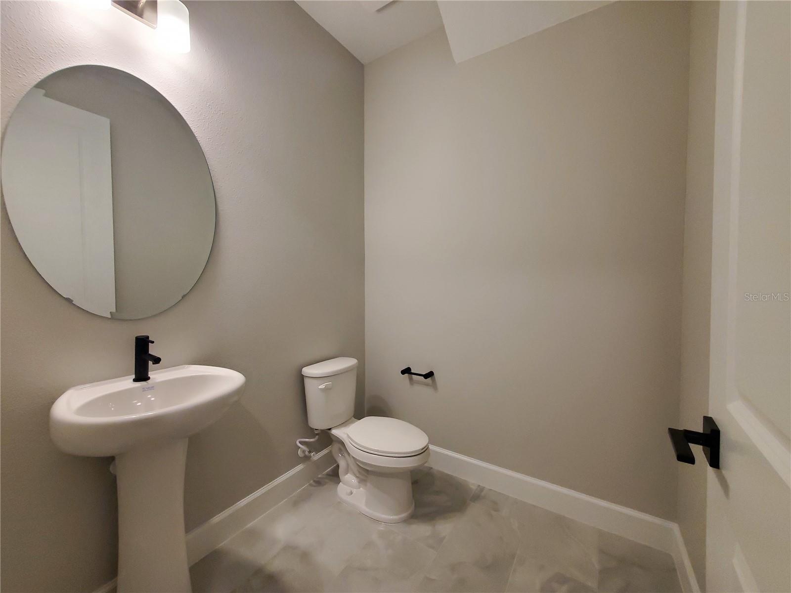 2051 AMELIA BAY PL