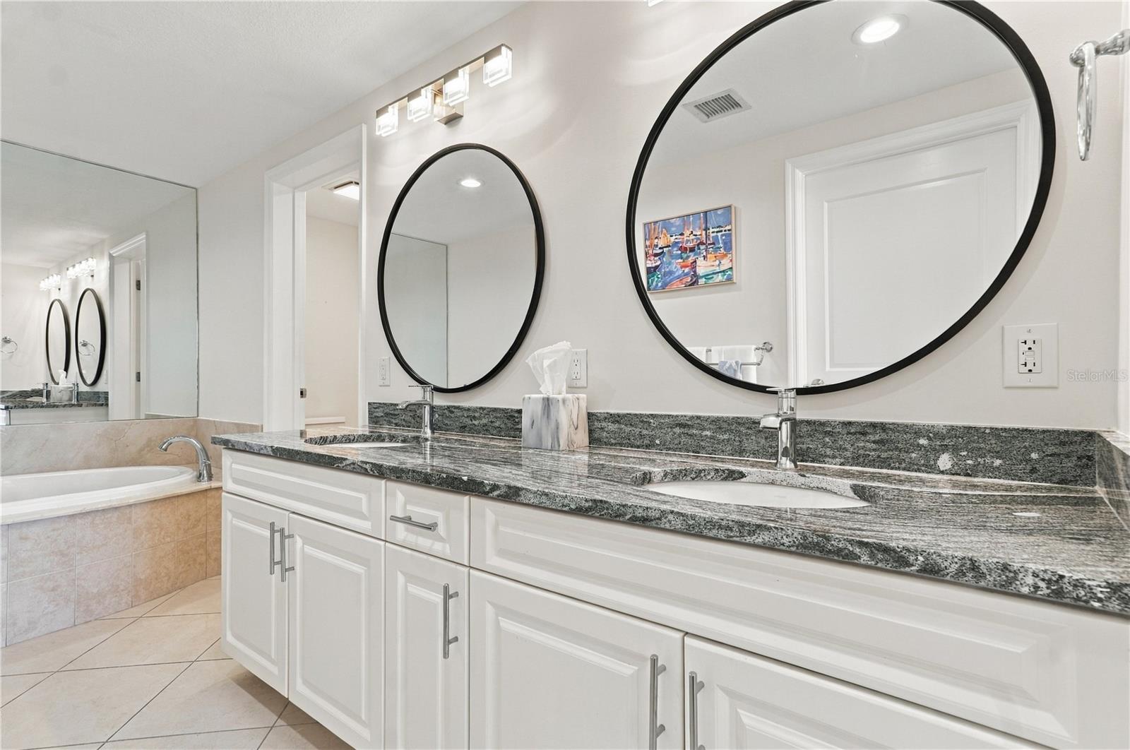 301 S GULFVIEW BLVD #303