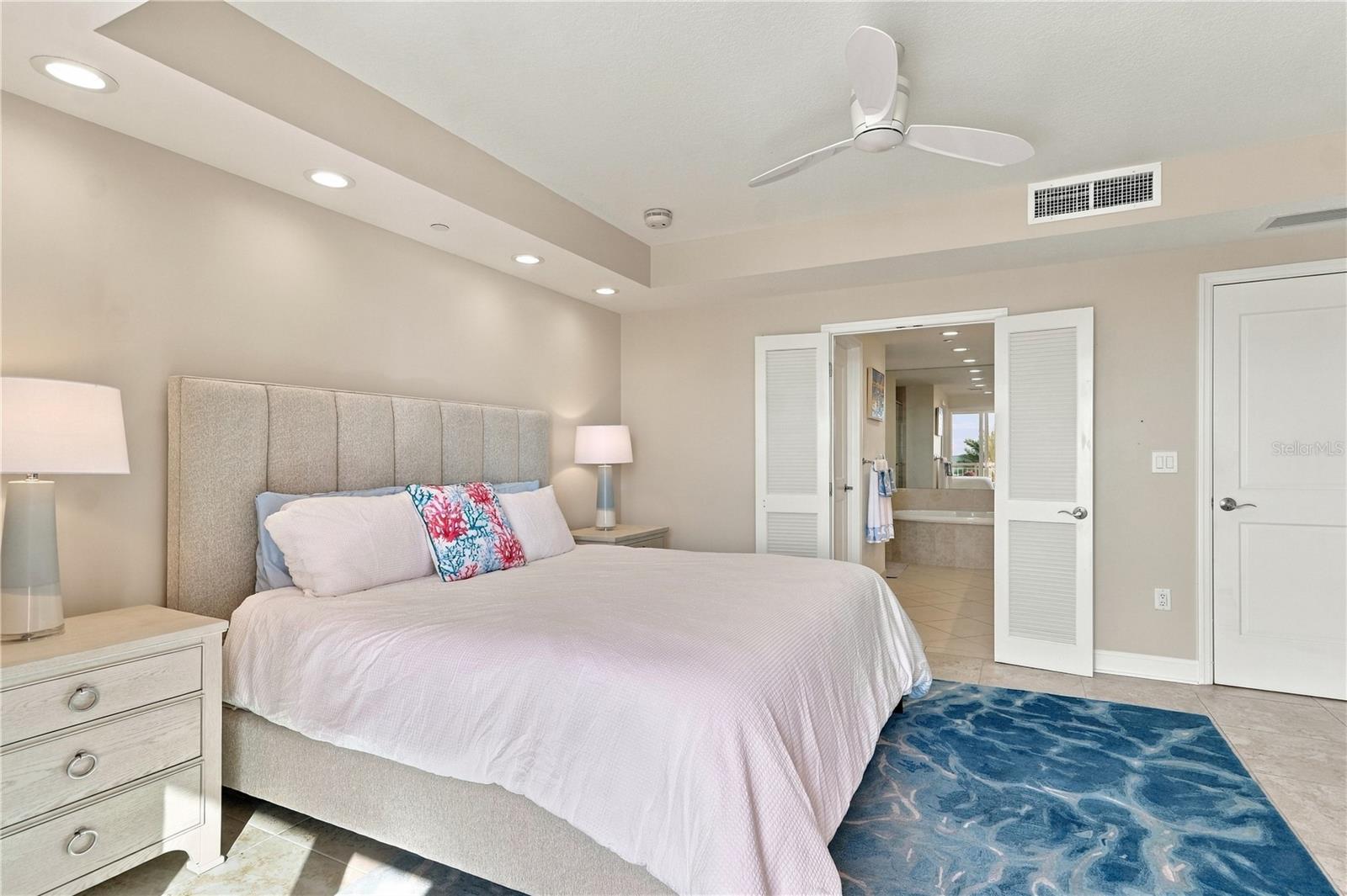 301 S GULFVIEW BLVD #303