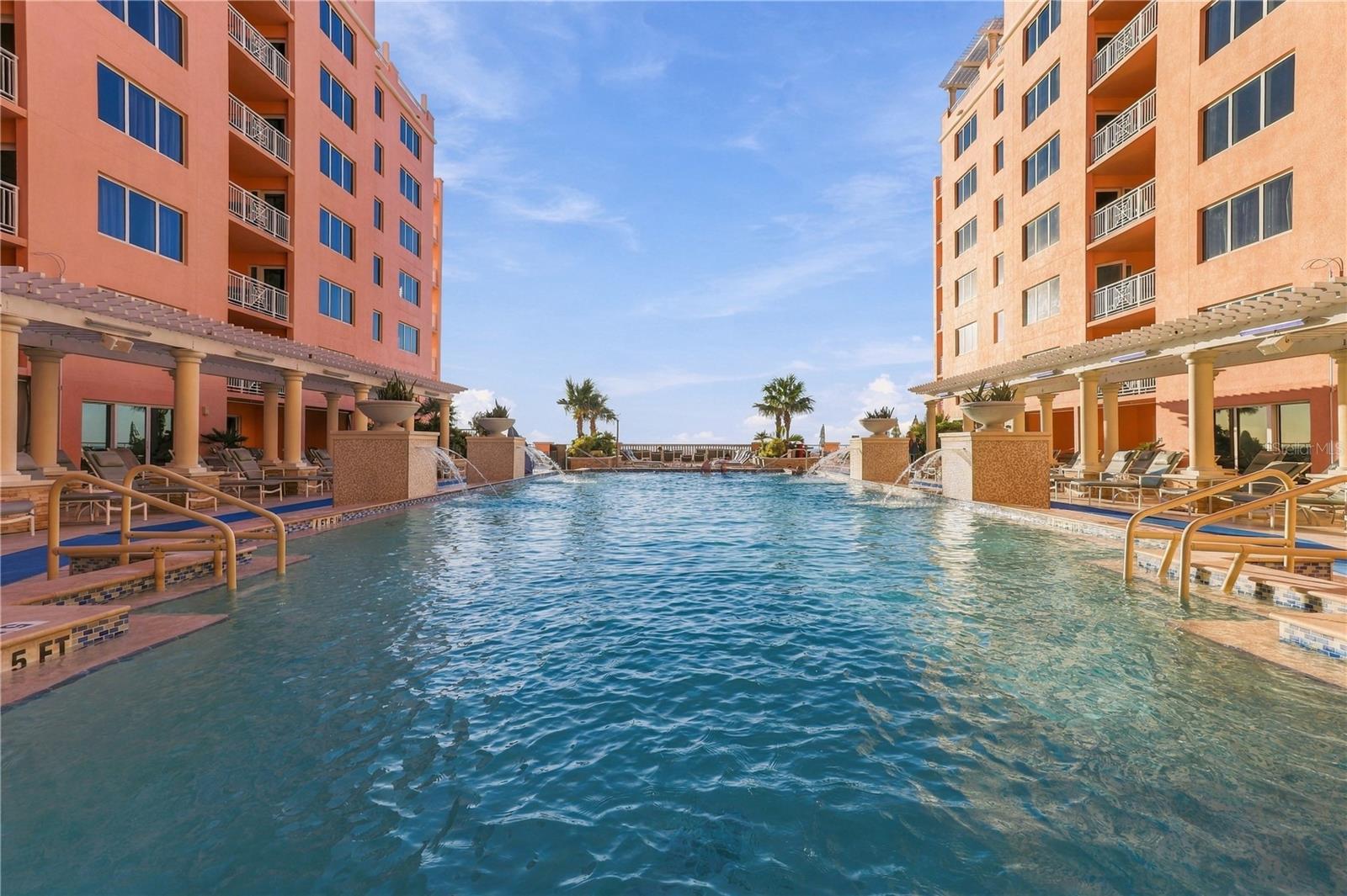 301 S GULFVIEW BLVD #303