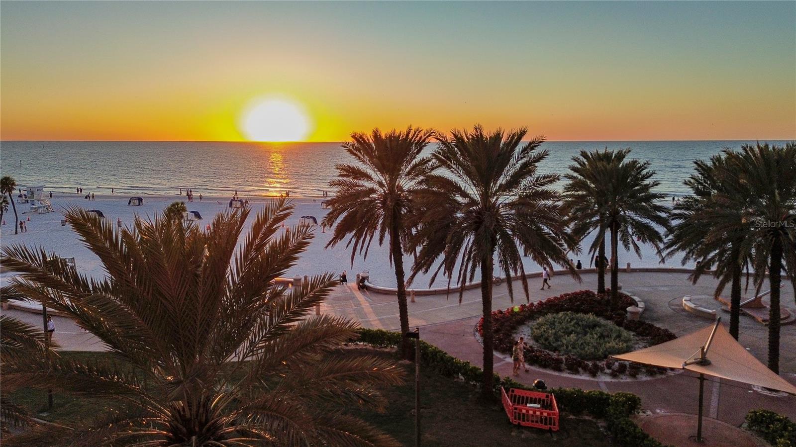 301 S GULFVIEW BLVD #303