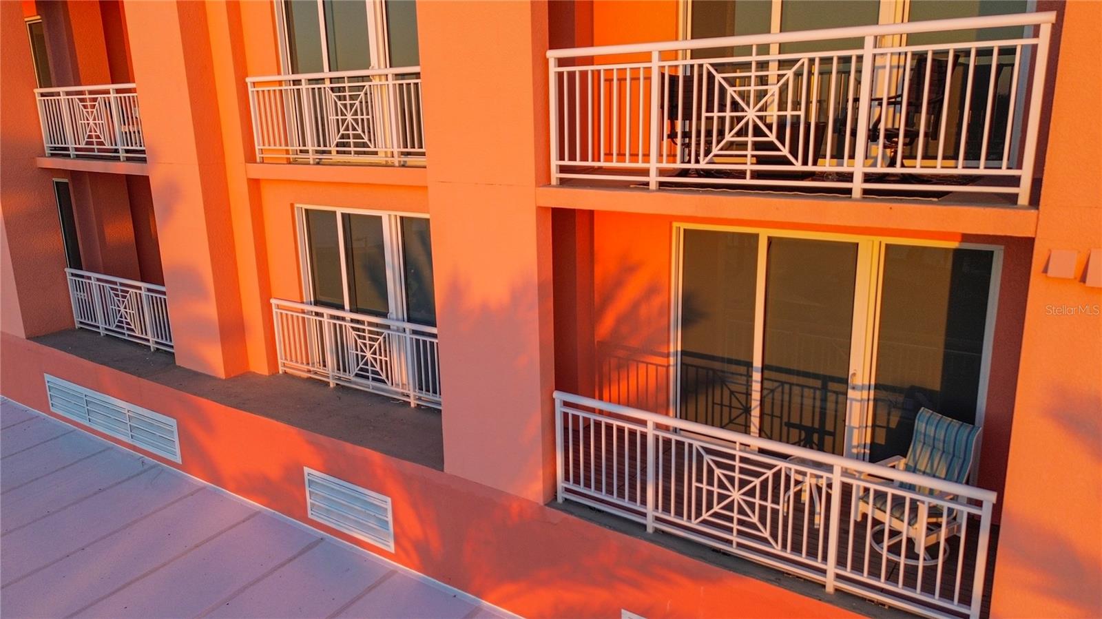 301 S GULFVIEW BLVD #303