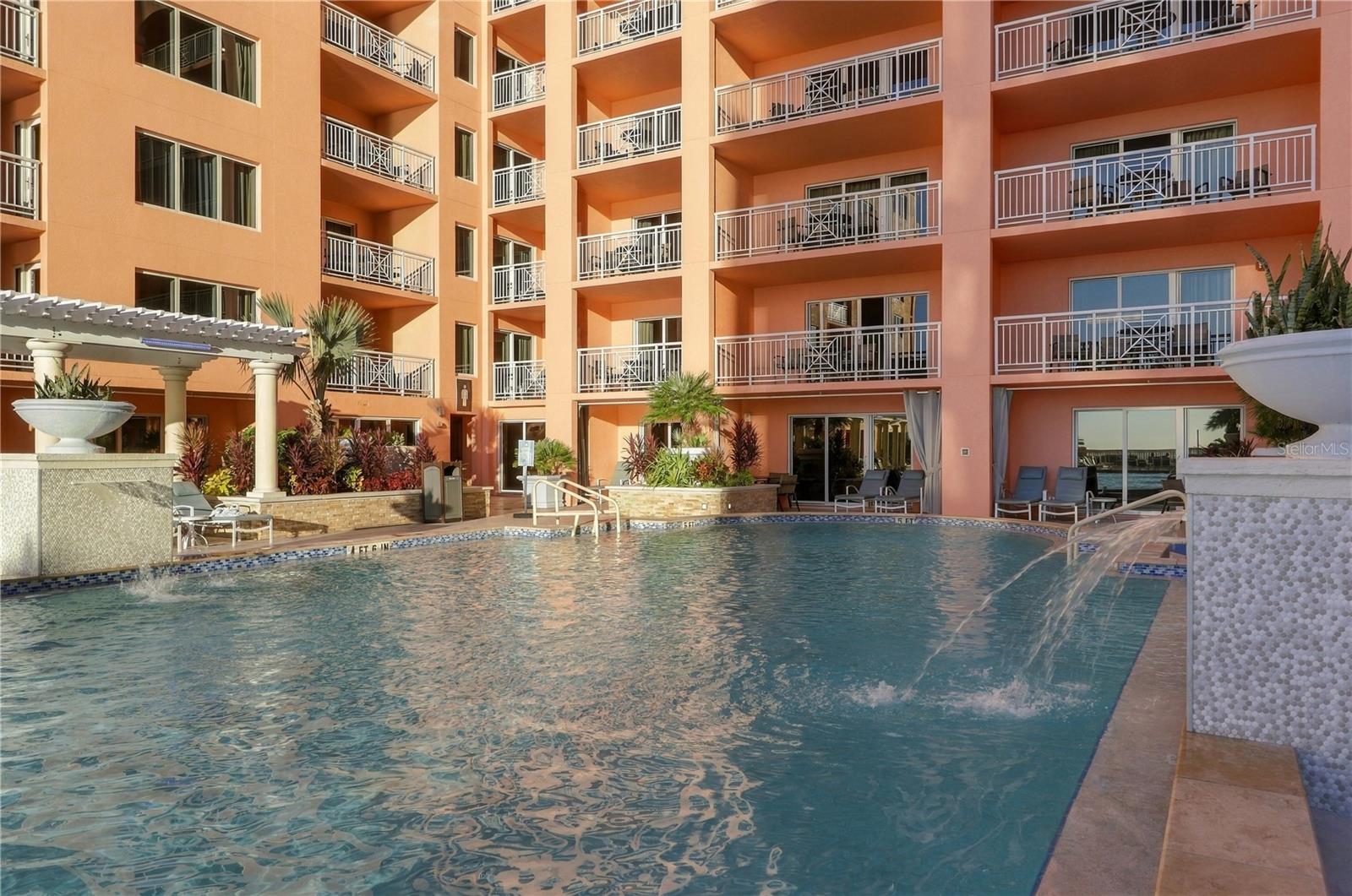 301 S GULFVIEW BLVD #303