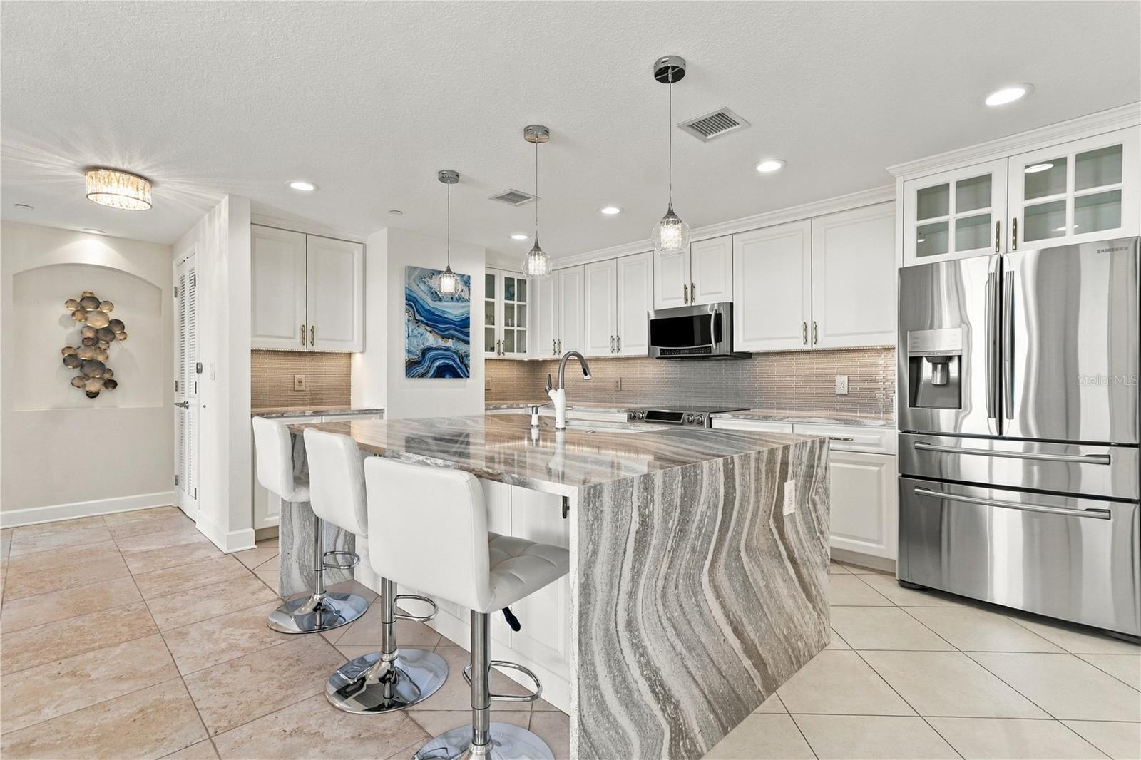 301 S GULFVIEW BLVD #303