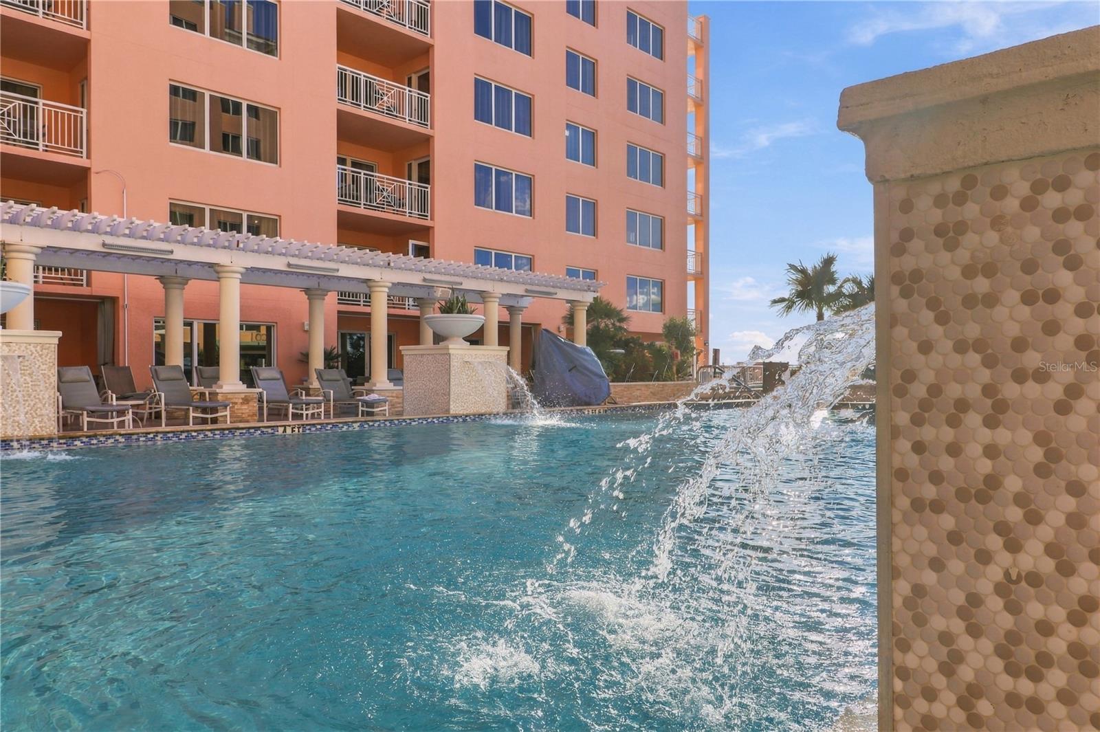 301 S GULFVIEW BLVD #303
