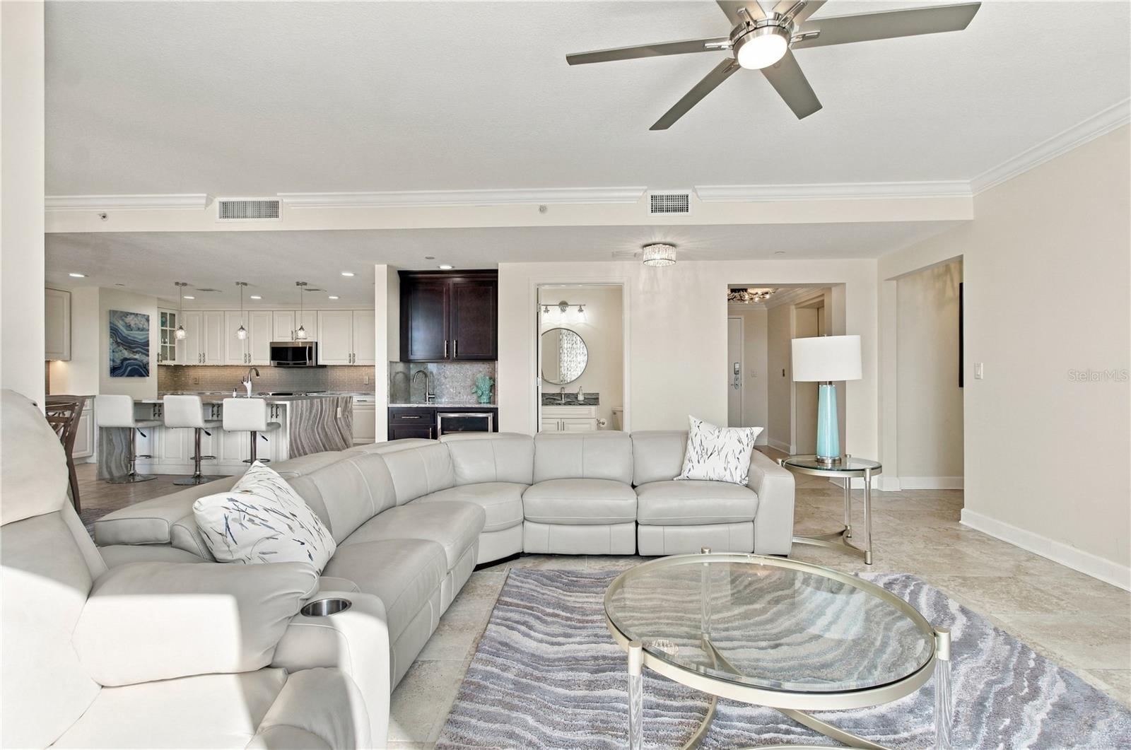 301 S GULFVIEW BLVD #303
