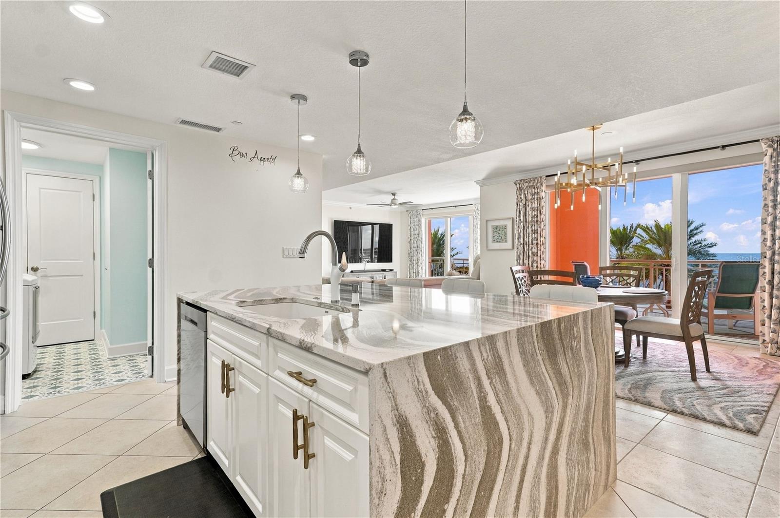 301 S GULFVIEW BLVD #303