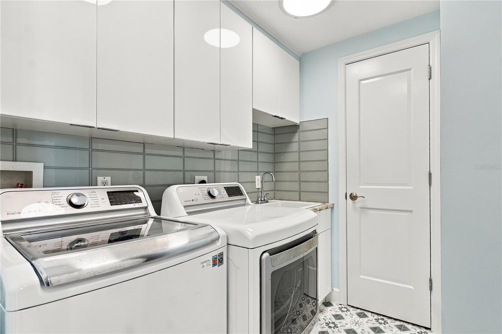 301 S GULFVIEW BLVD #303