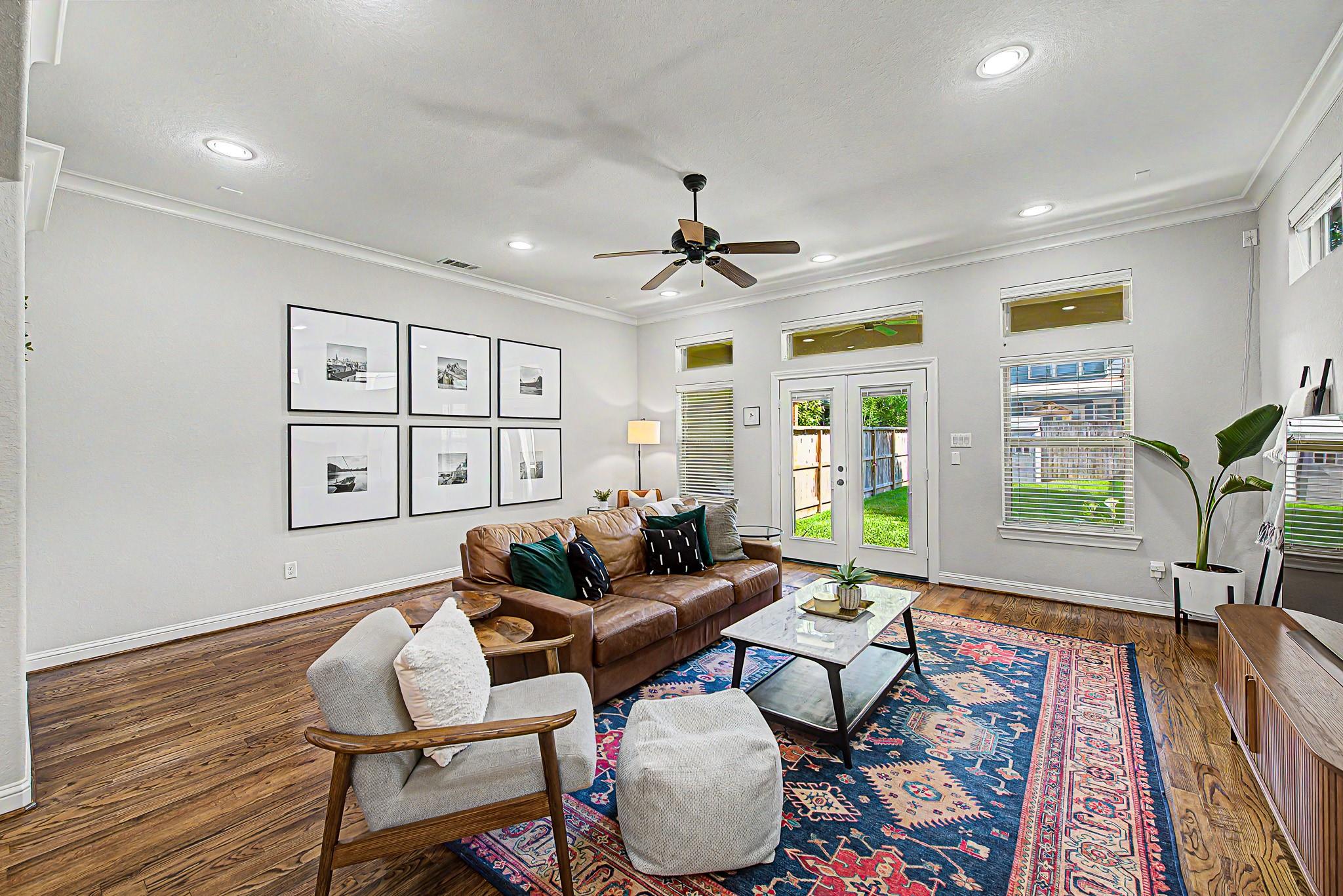 1005 W 24th Street