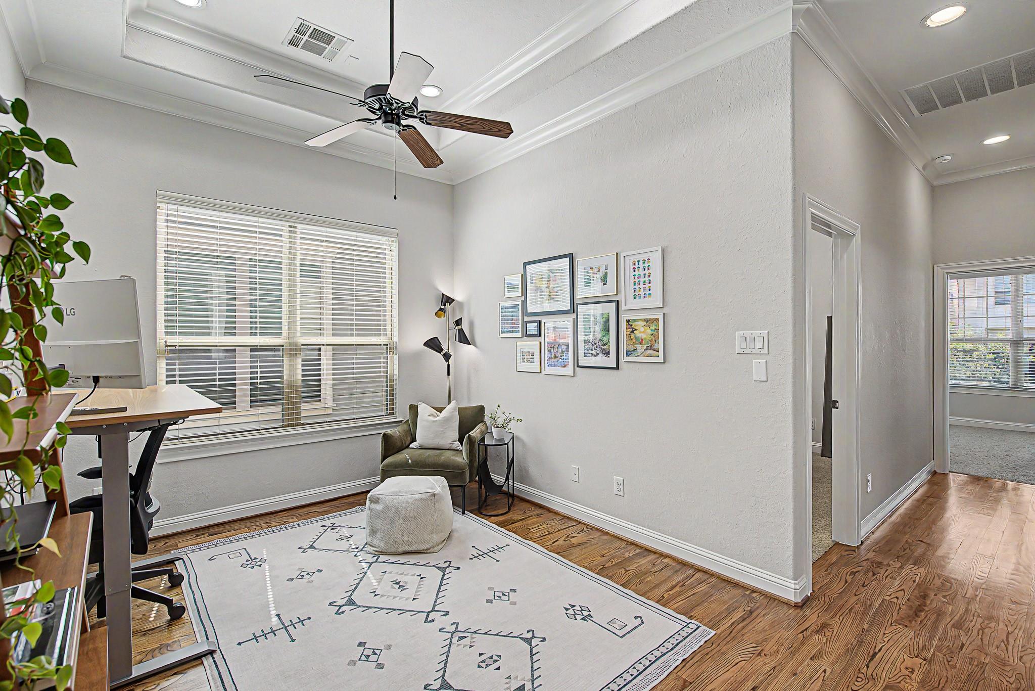 1005 W 24th Street