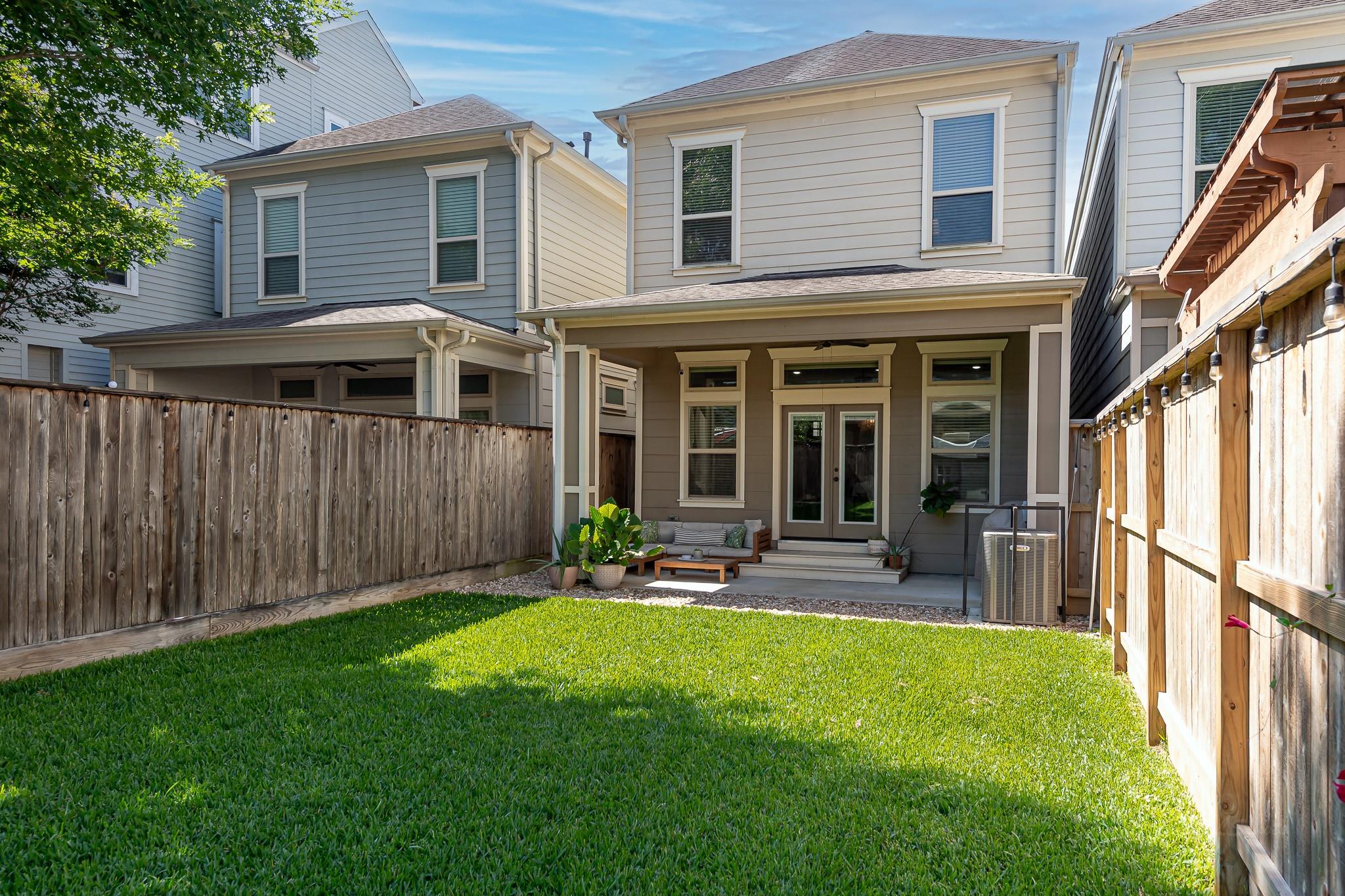 1005 W 24th Street