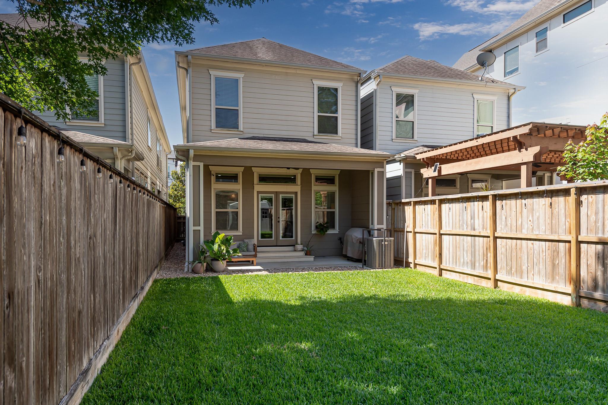 1005 W 24th Street
