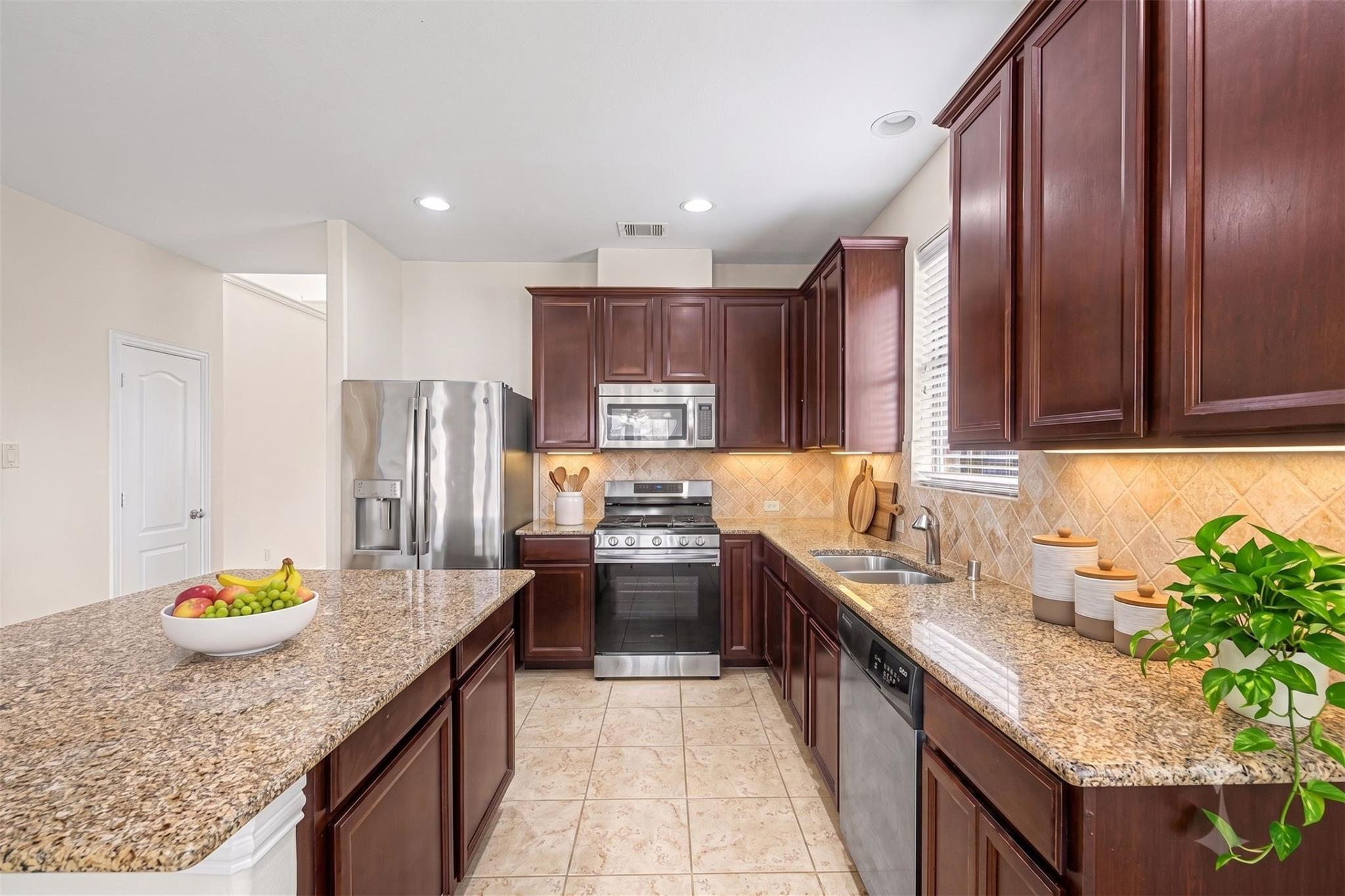 2302 Blue Jay Lane