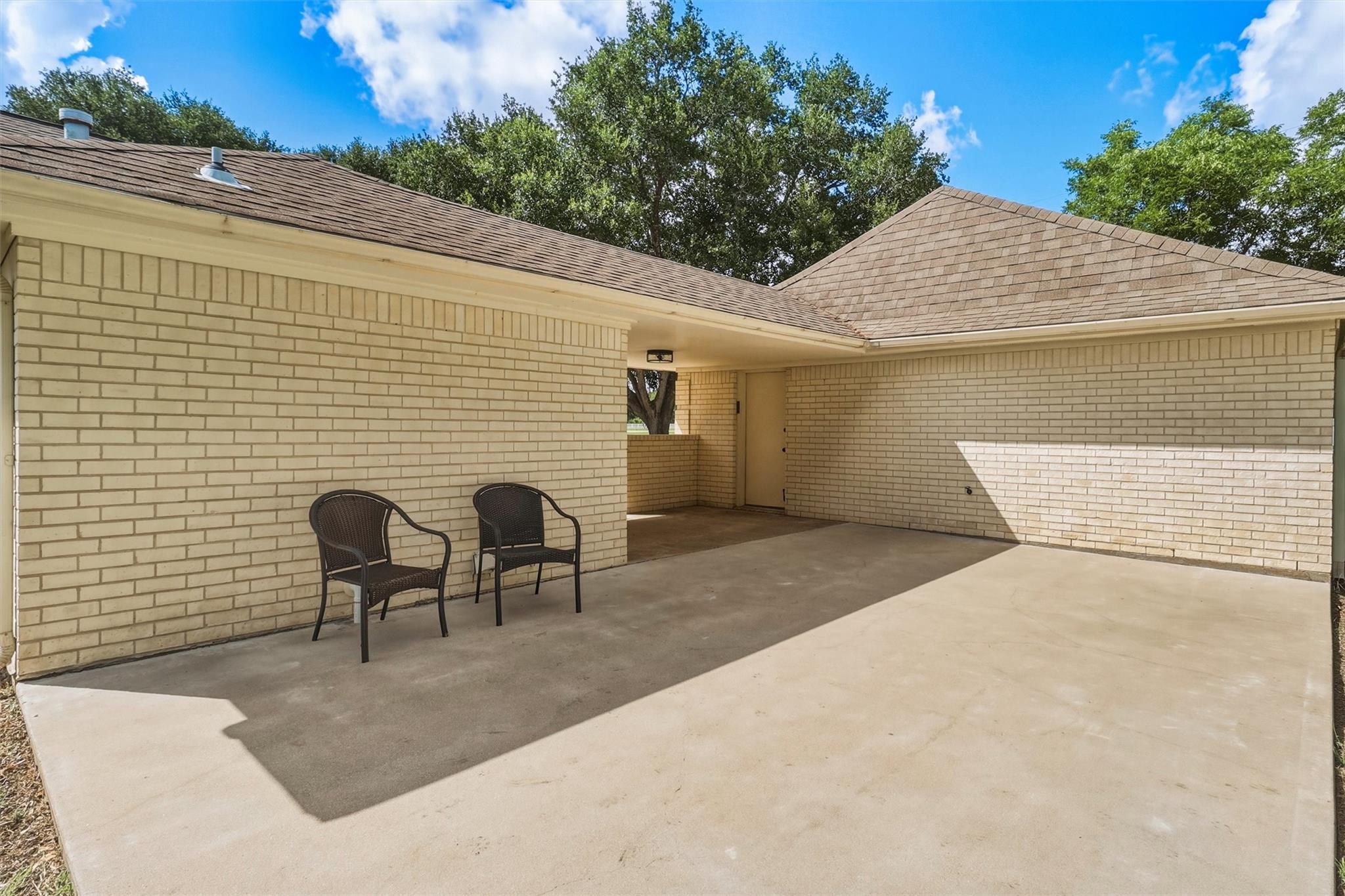 8485 Moravian Drive