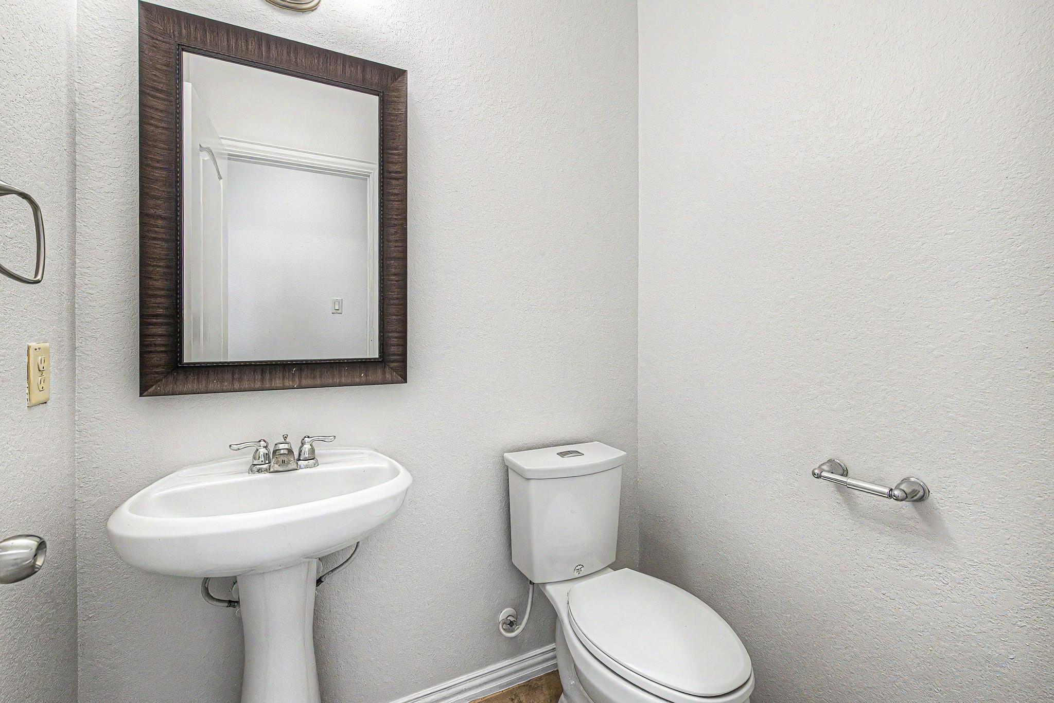 2302 Blue Jay Lane