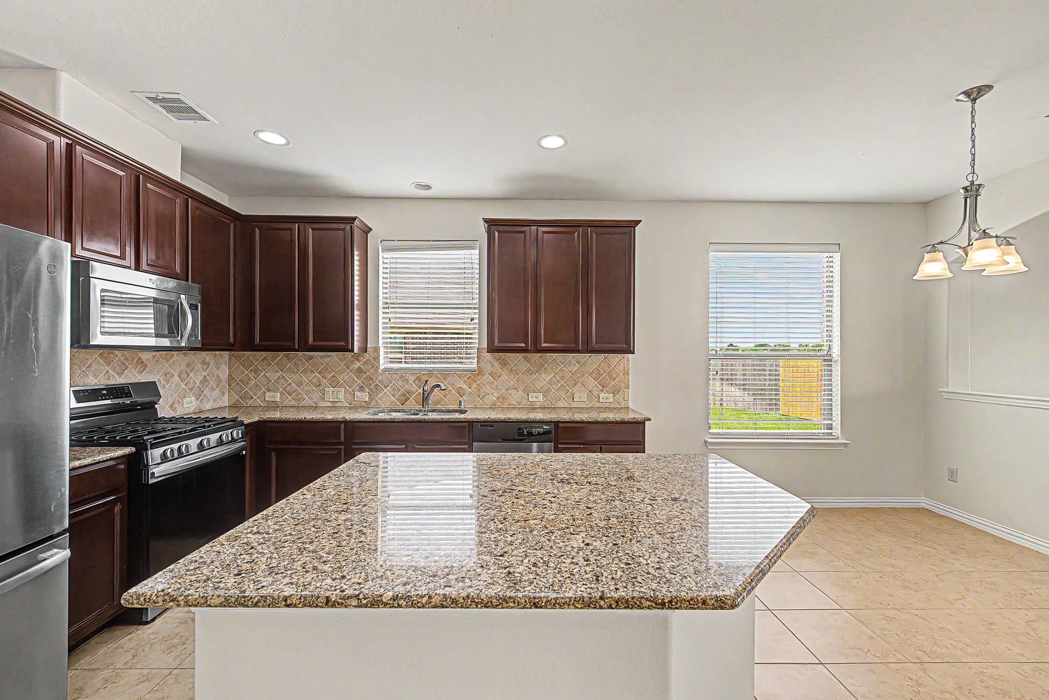 2302 Blue Jay Lane