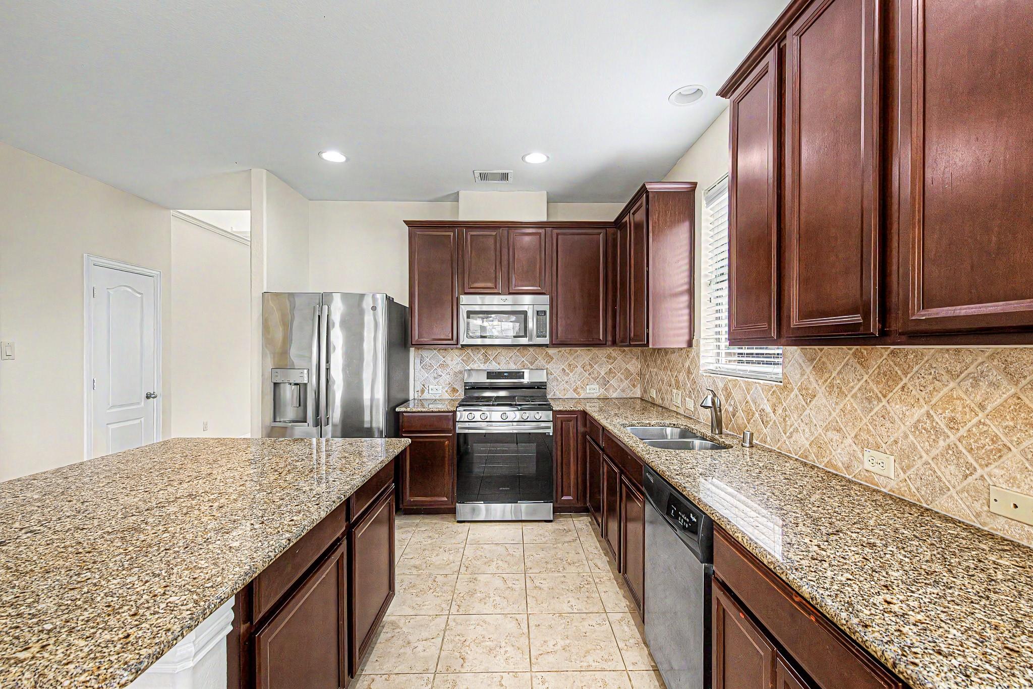 2302 Blue Jay Lane