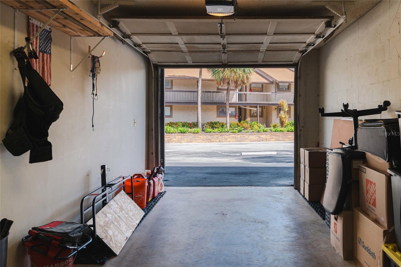 6317 NEWTOWN CIR #17B3