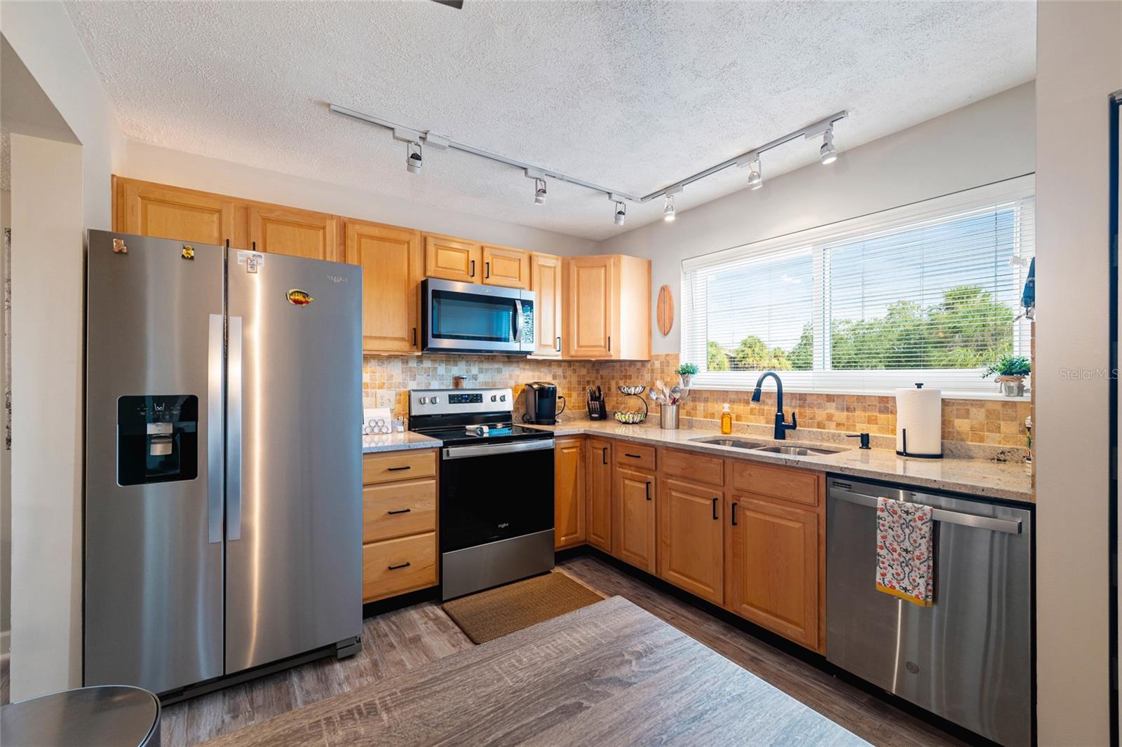 6317 NEWTOWN CIR #17B3