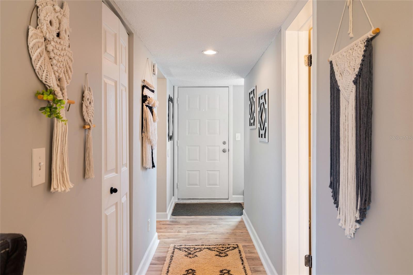 6317 NEWTOWN CIR #17B3