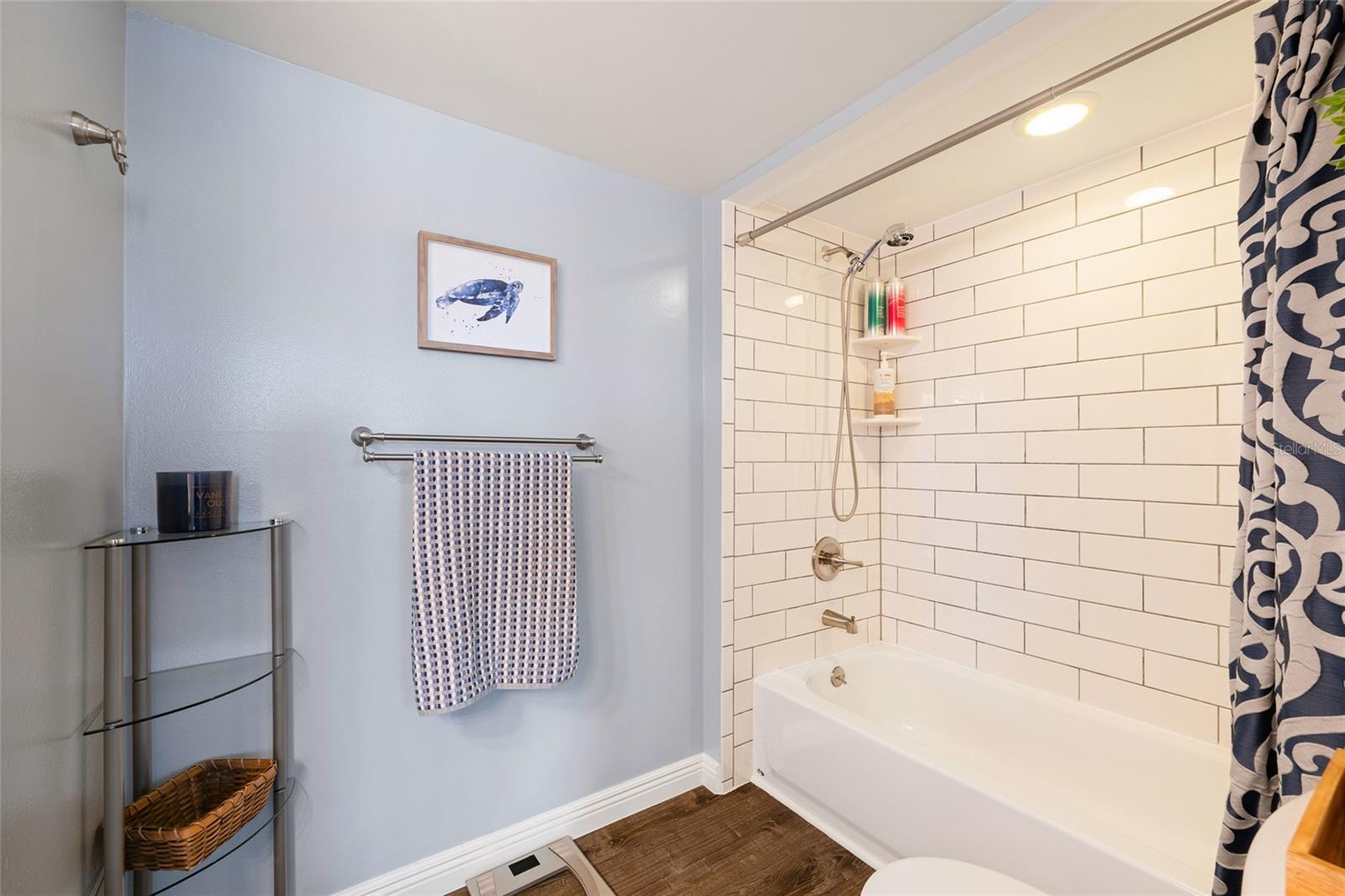 6317 NEWTOWN CIR #17B3