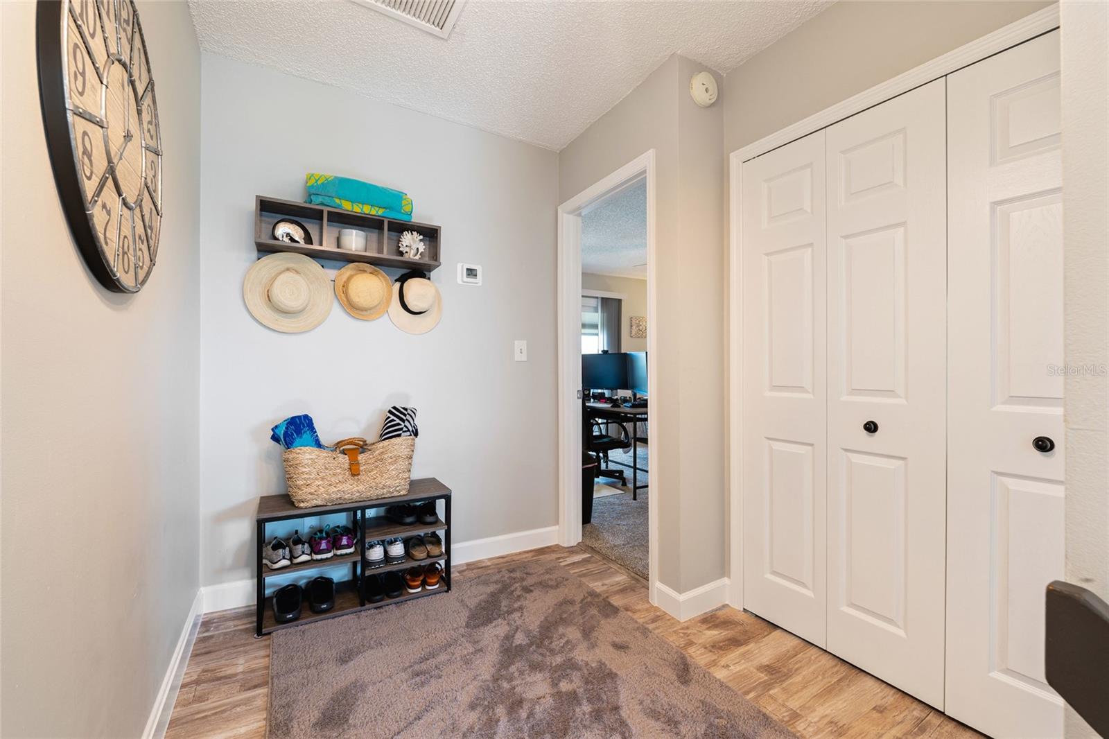 6317 NEWTOWN CIR #17B3