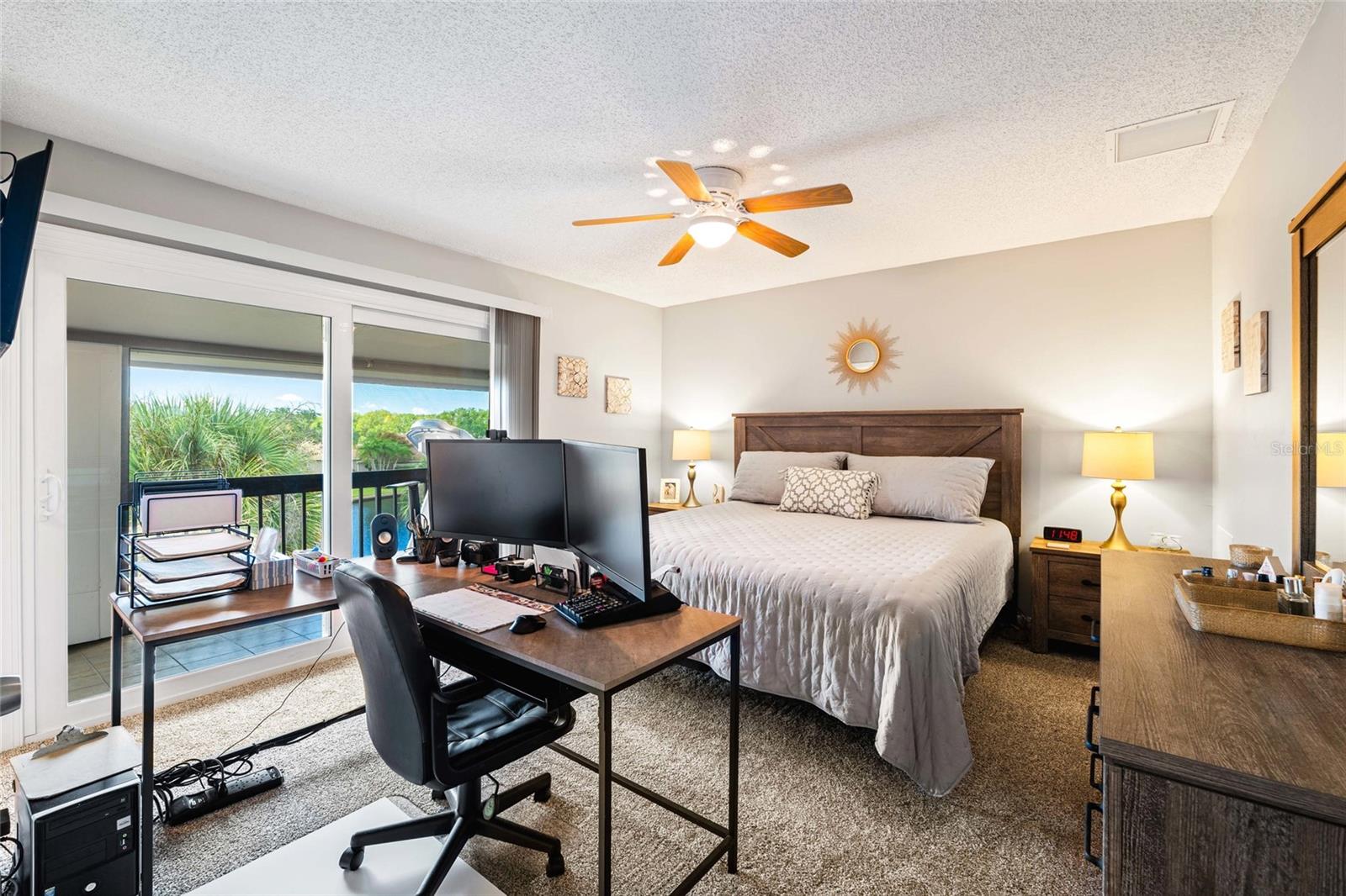 6317 NEWTOWN CIR #17B3