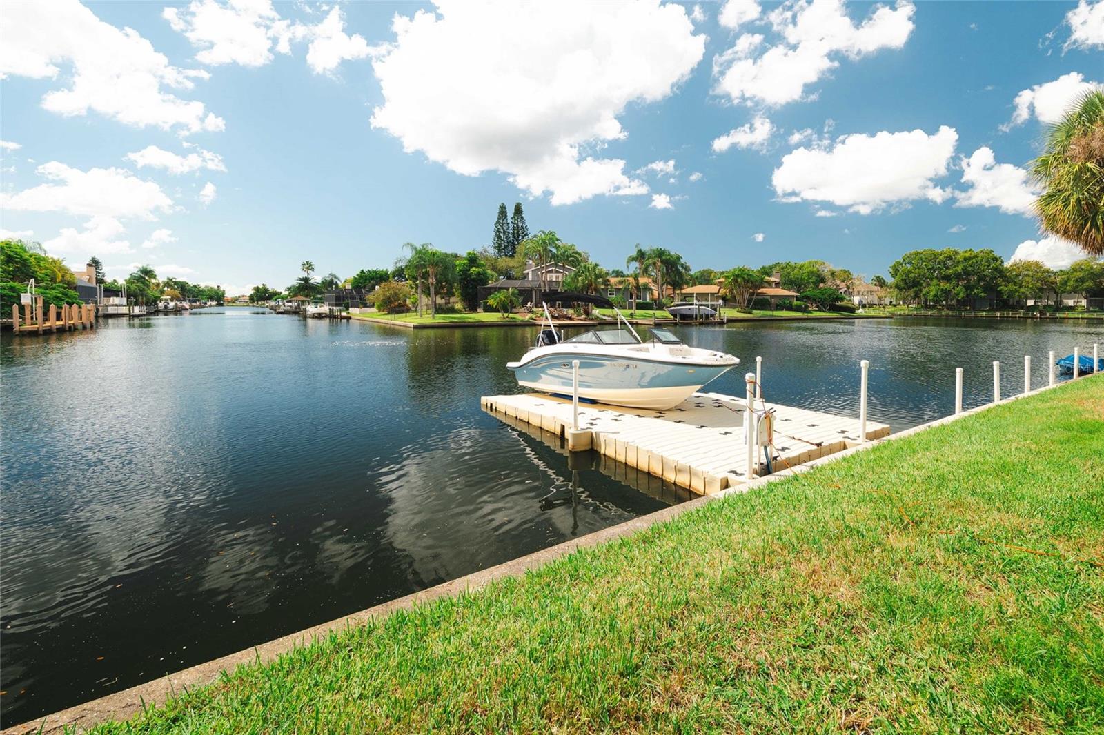 6317 NEWTOWN CIR #17B3