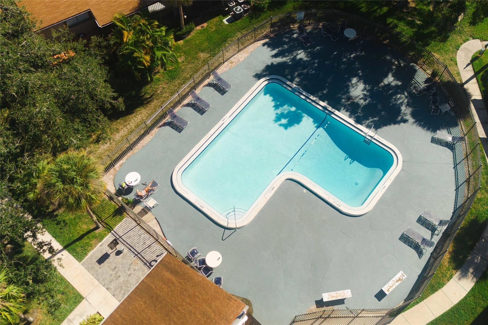 6317 NEWTOWN CIR #17B3