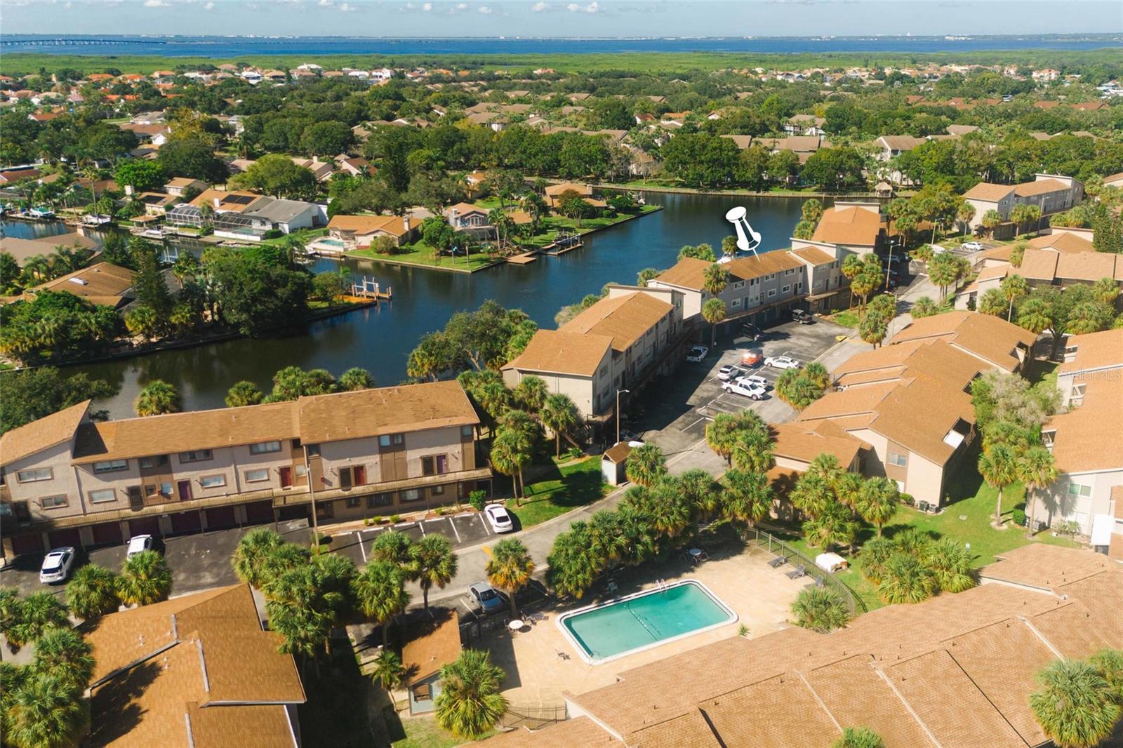 6317 NEWTOWN CIR #17B3