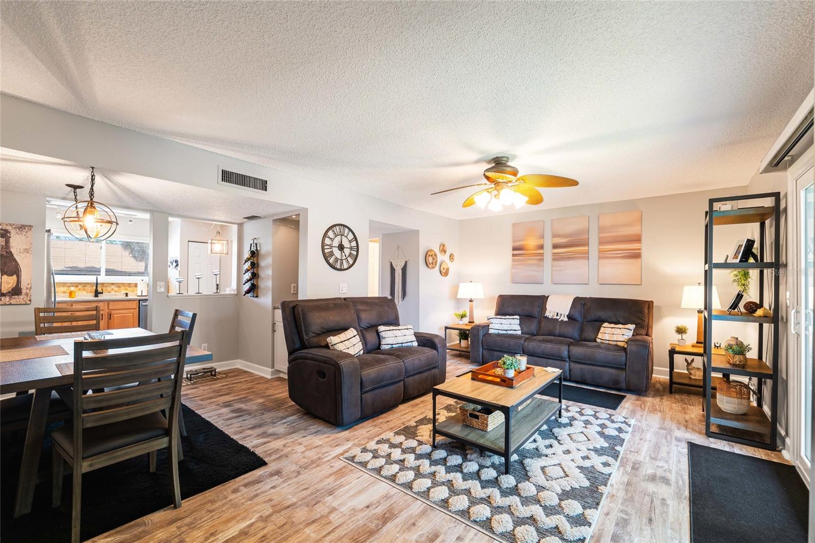 6317 NEWTOWN CIR #17B3