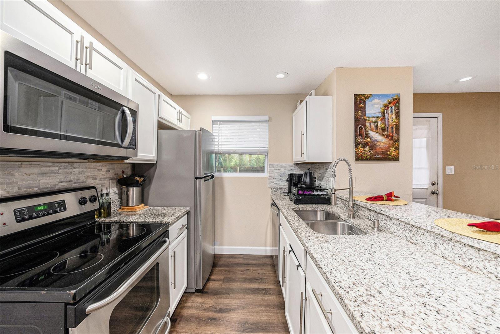 6263 OAK CLUSTER CIR