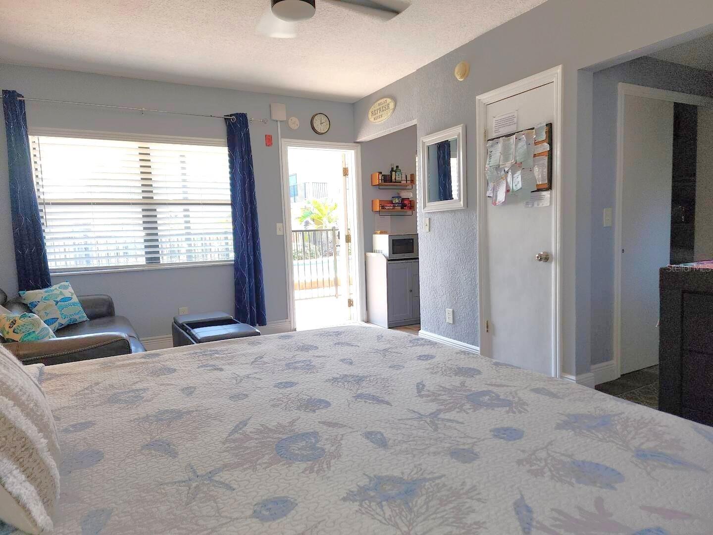 16333 GULF BLVD #106