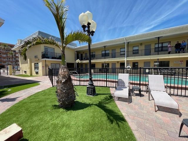 16333 GULF BLVD #106