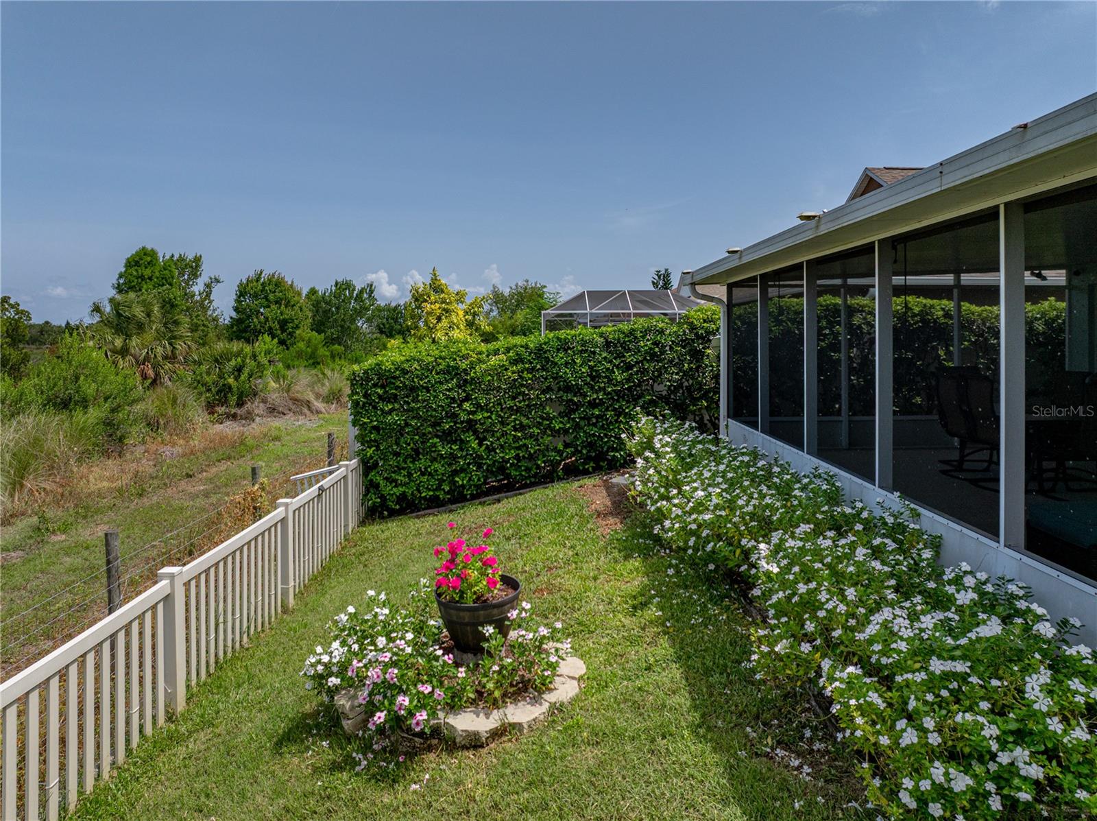 1701 BONITA BLUFF CT