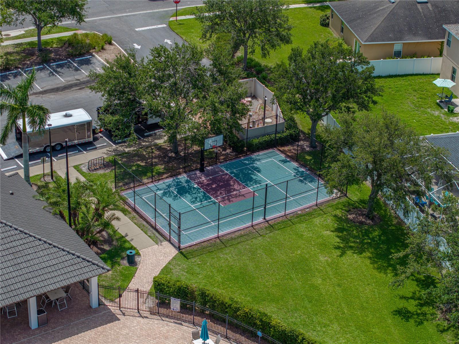 1701 BONITA BLUFF CT