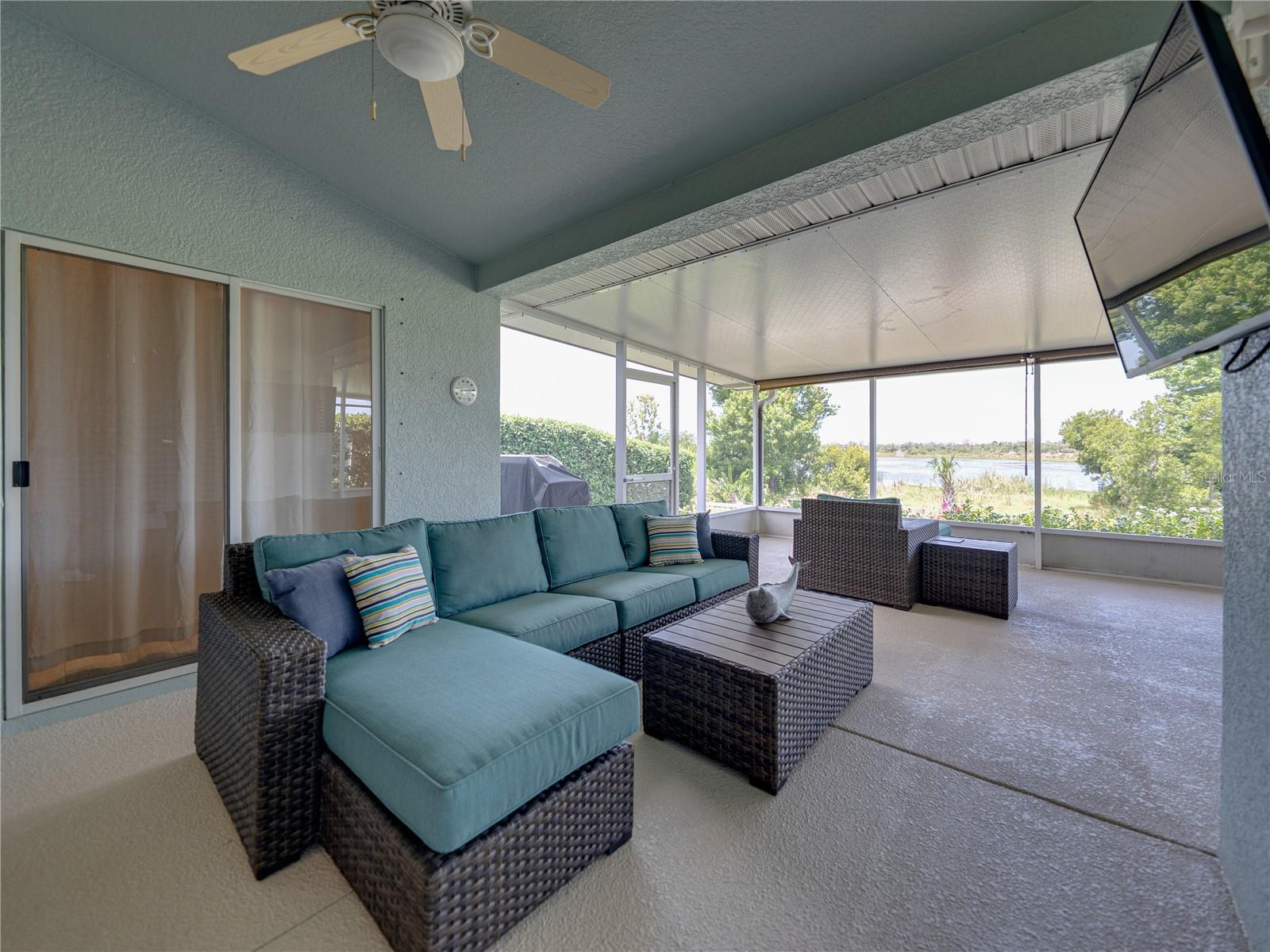 1701 BONITA BLUFF CT