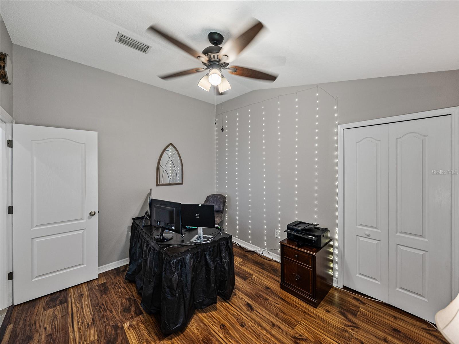 1701 BONITA BLUFF CT