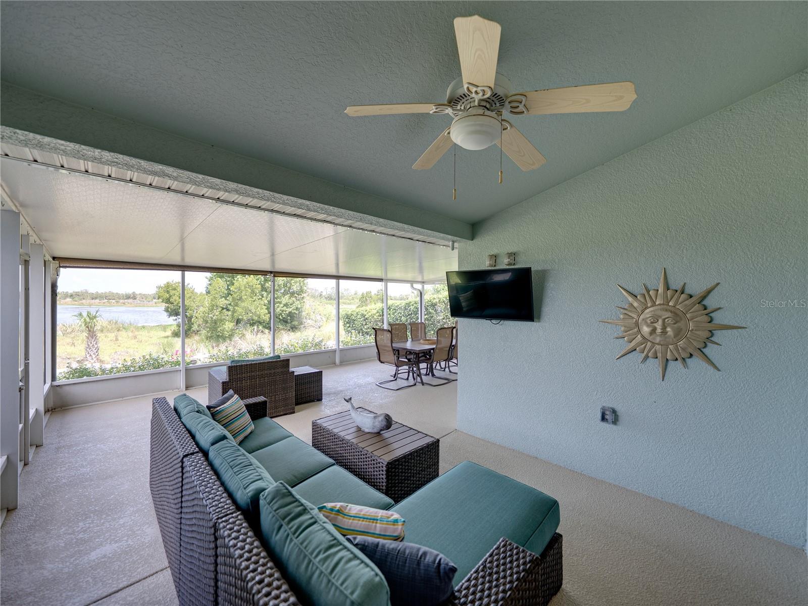 1701 BONITA BLUFF CT