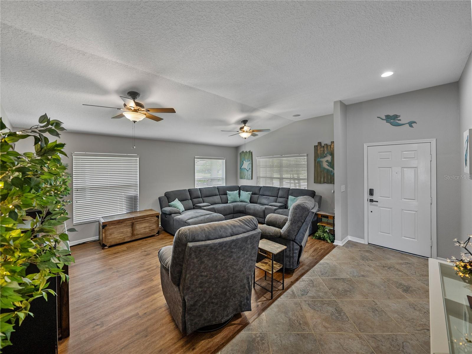 1701 BONITA BLUFF CT