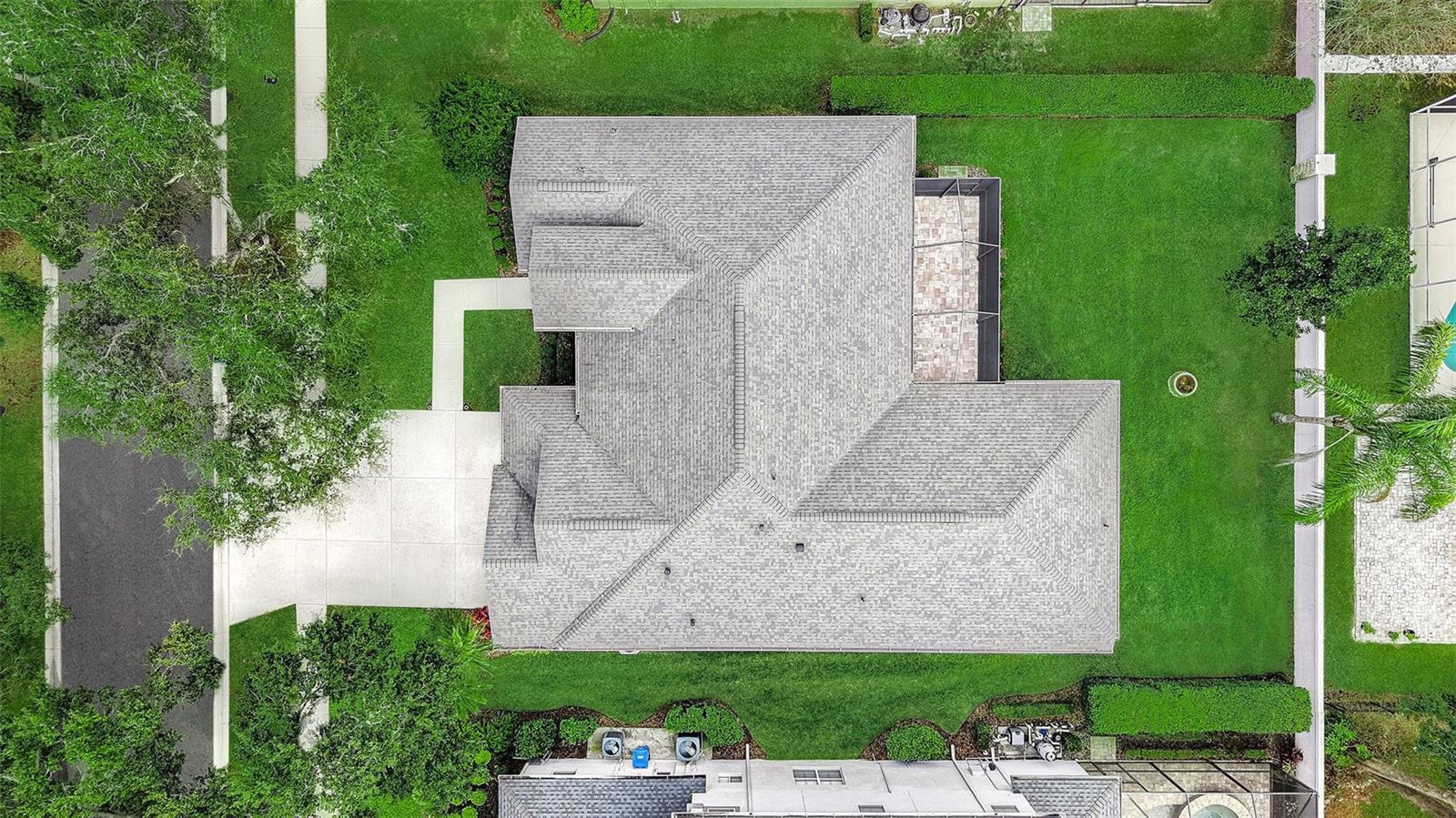 2112 CLIMBING IVY DR