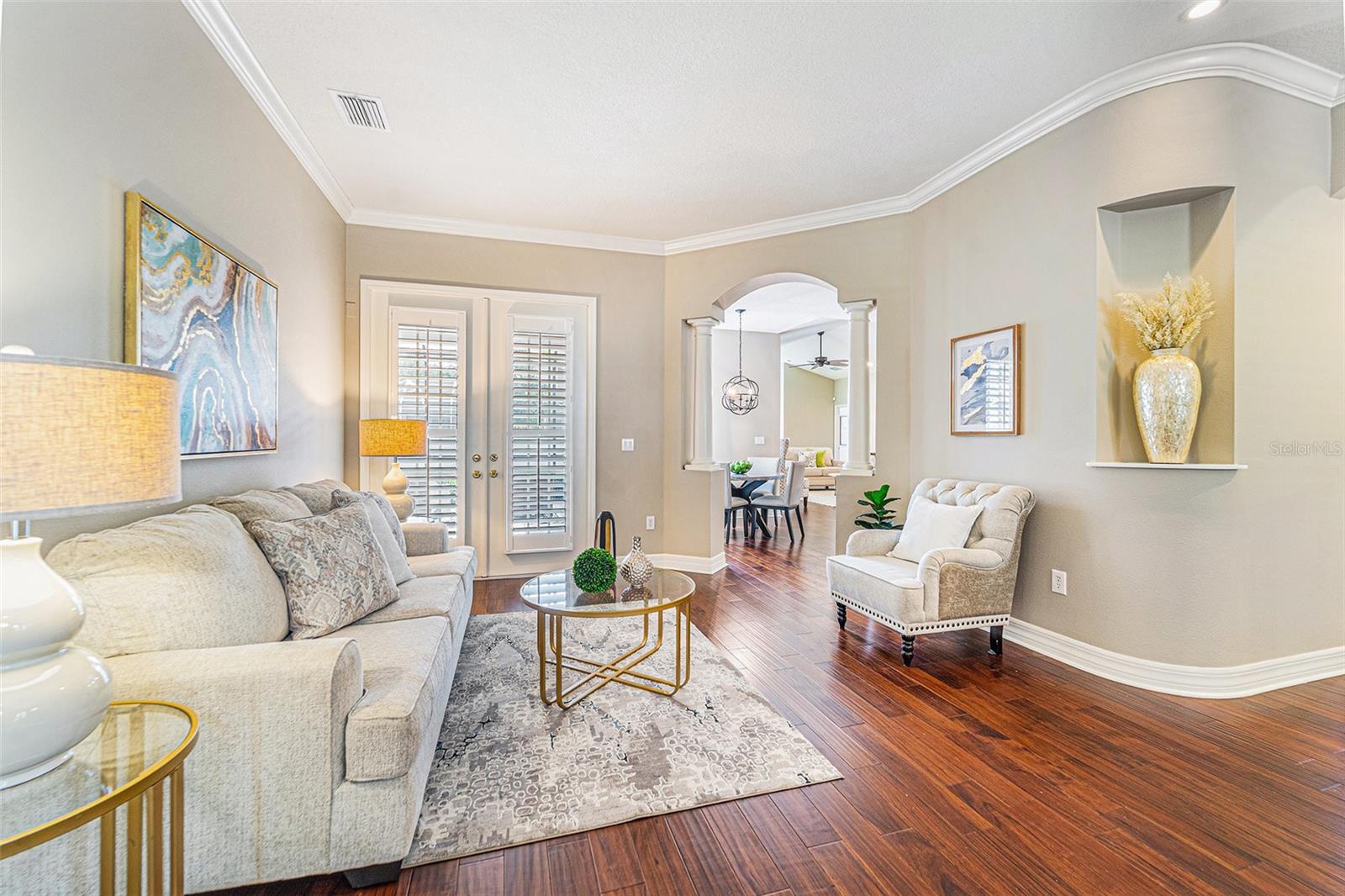 2112 CLIMBING IVY DR