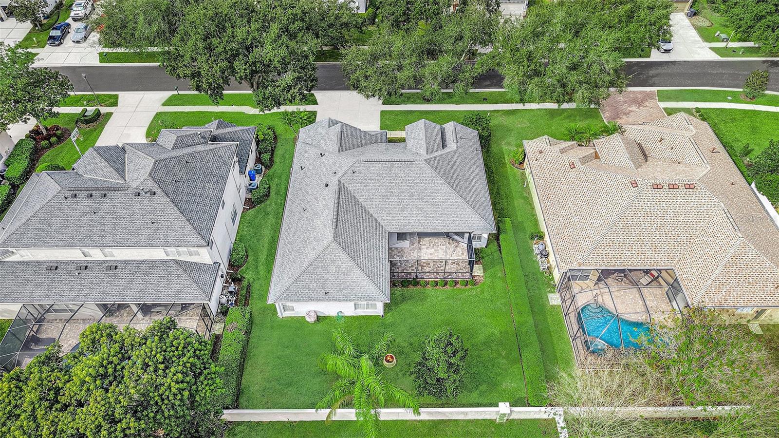 2112 CLIMBING IVY DR