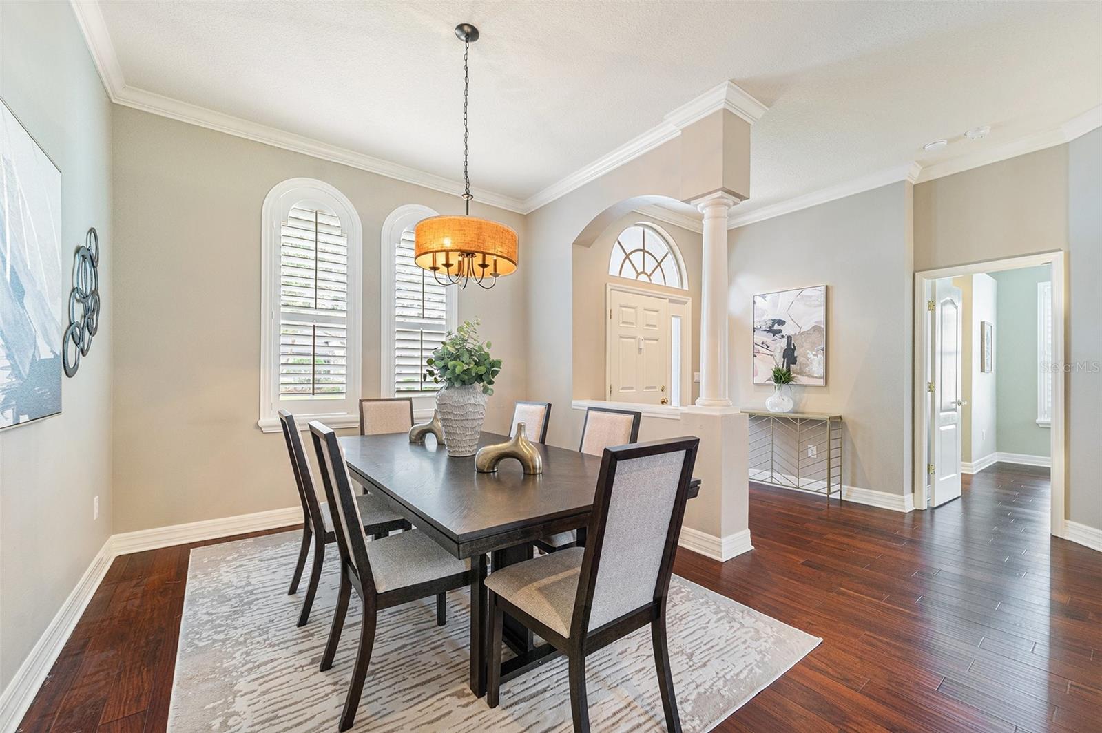 2112 CLIMBING IVY DR