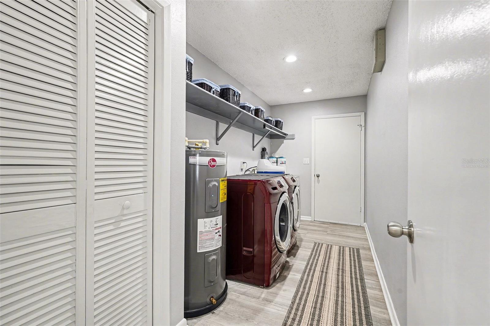 1402 PROVINCETOWN CIR